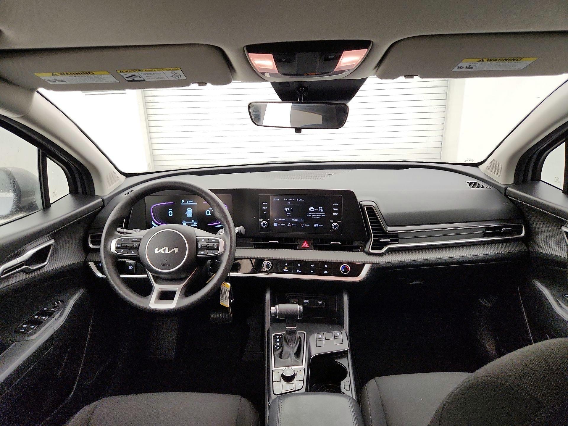 Thumbnail: 2023 Kia Sportage - 9