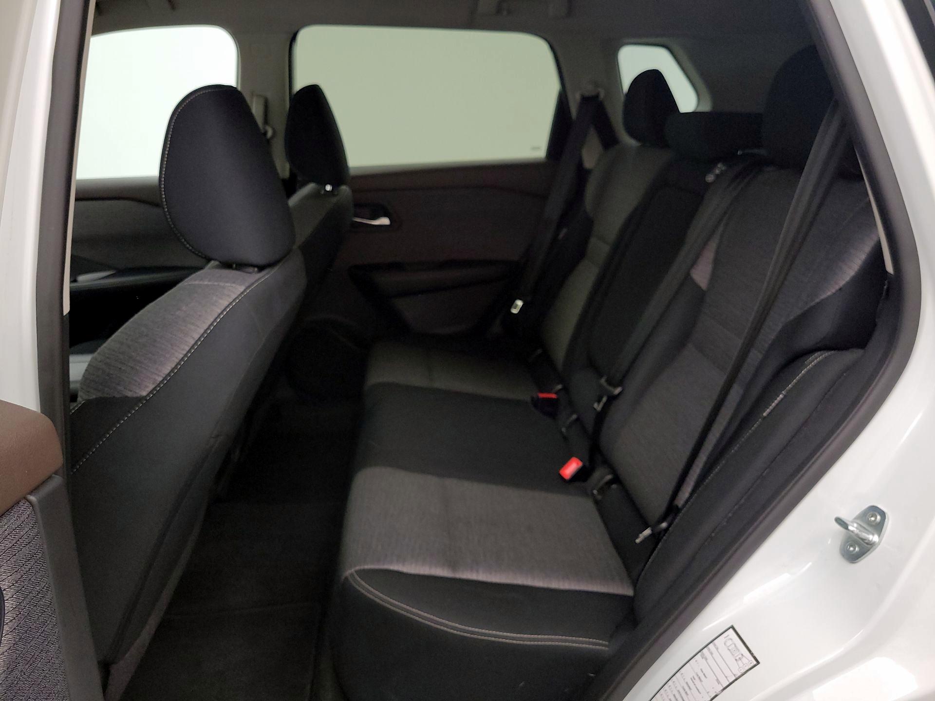 Thumbnail: 2023 Nissan Rogue - 19