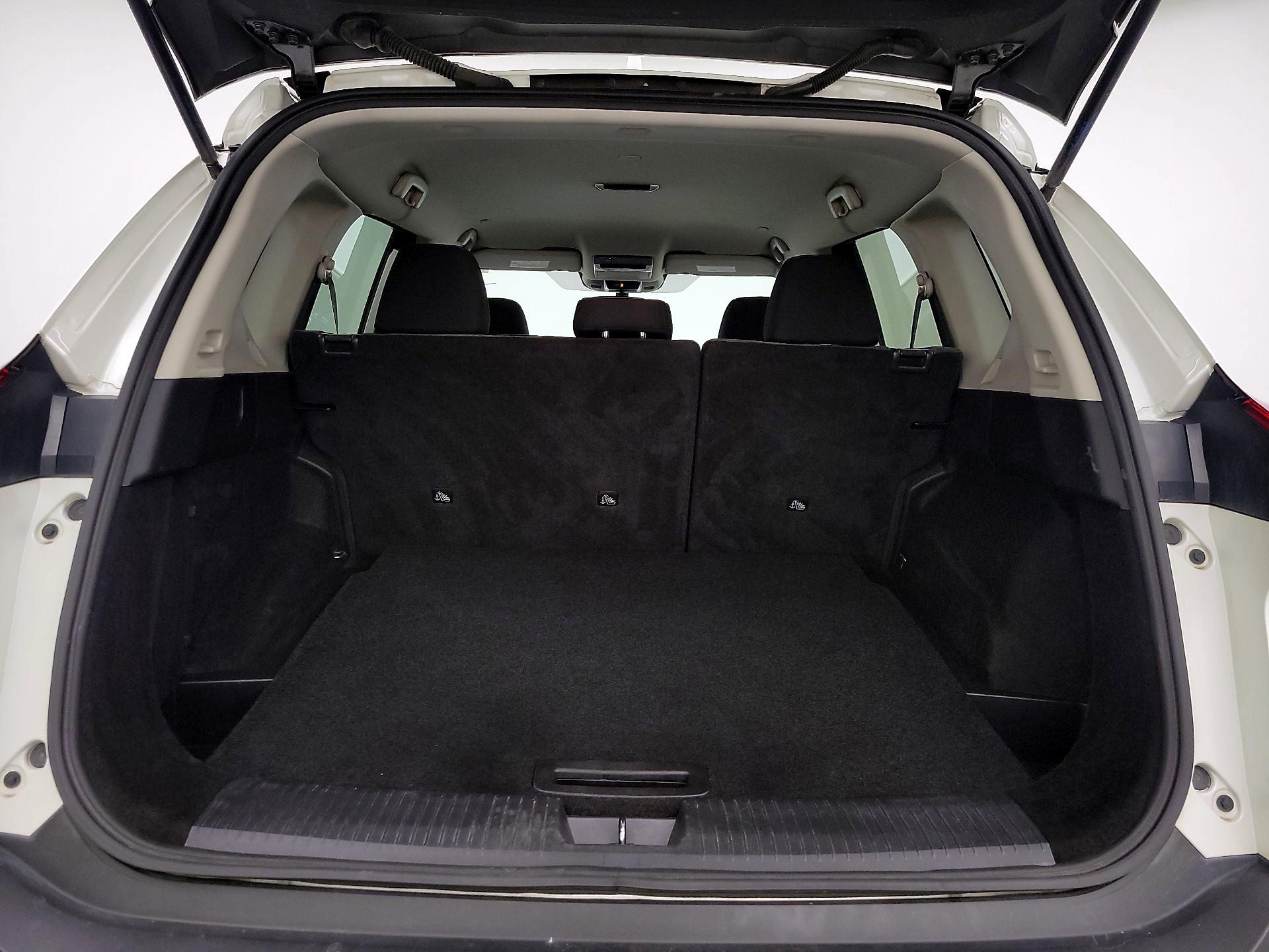 Thumbnail: 2023 Nissan Rogue - 20