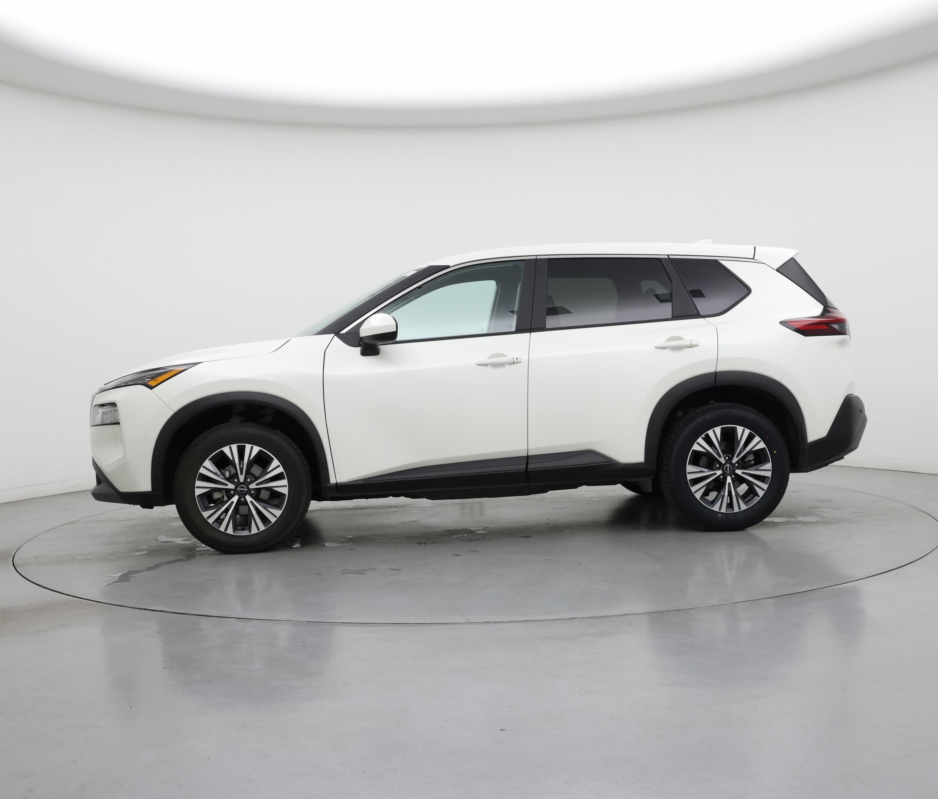 Thumbnail: 2023 Nissan Rogue - 3