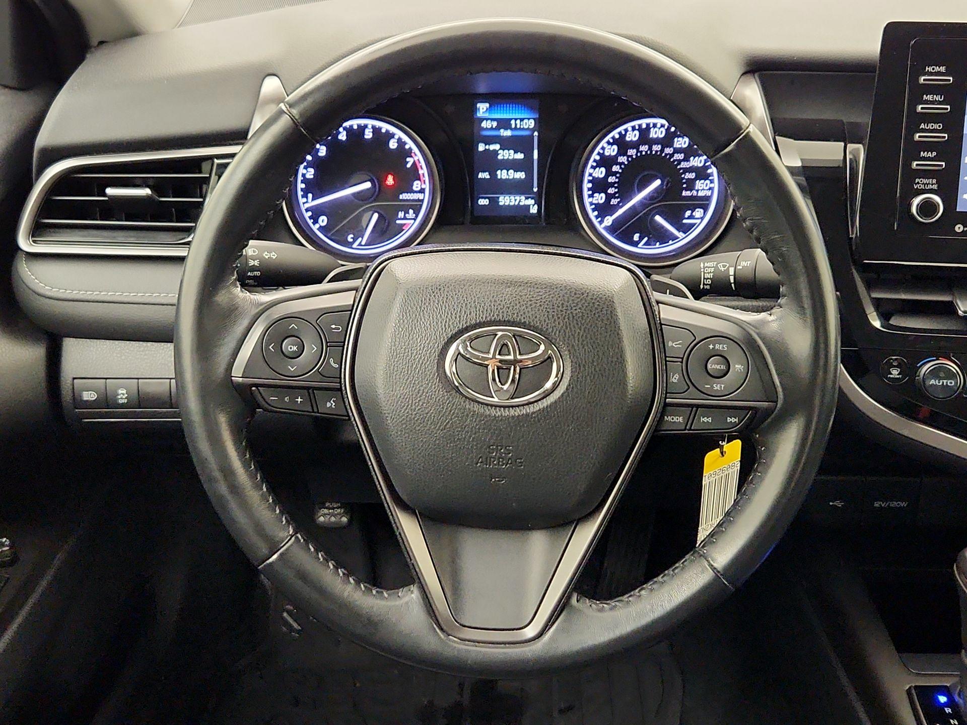 Thumbnail: 2022 Toyota Camry - 10