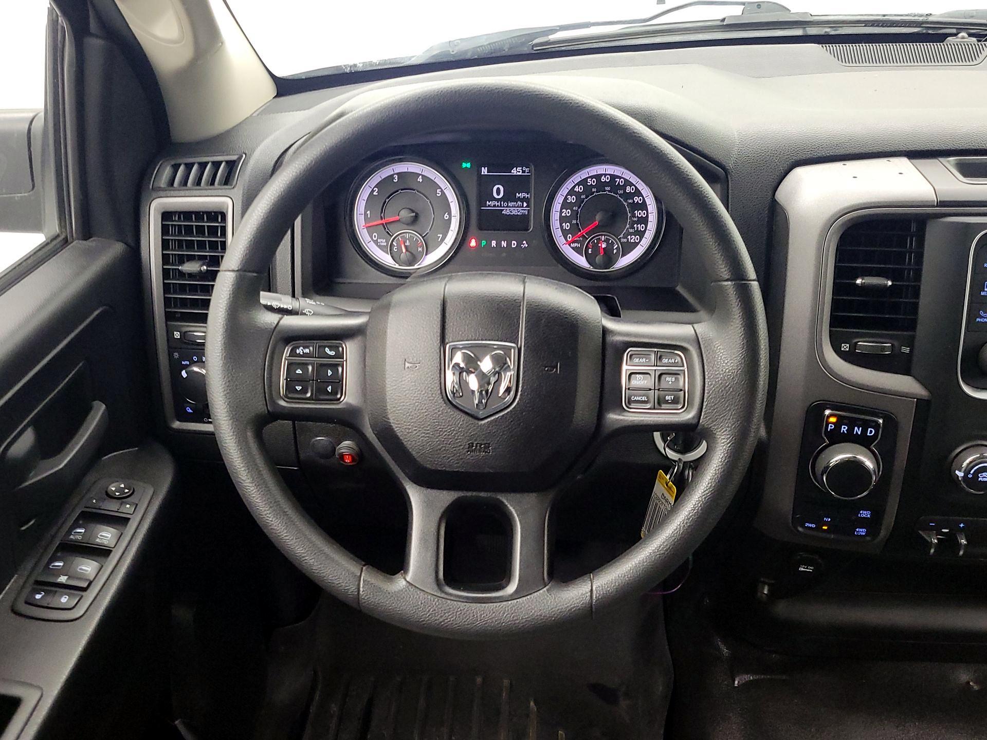 Thumbnail: 2022 RAM 1500 Classic - 10