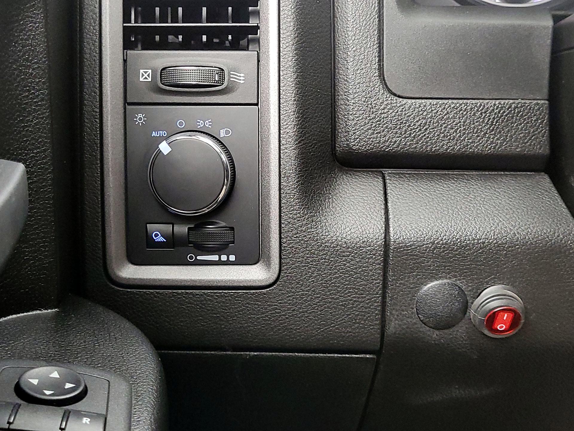 Thumbnail: 2022 RAM 1500 Classic - 13