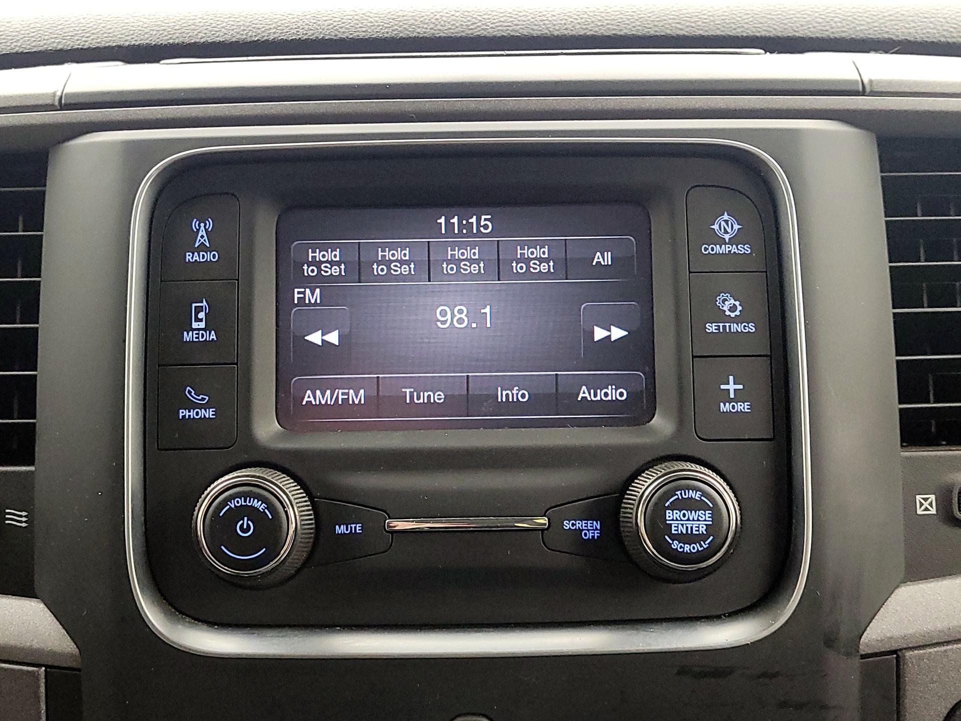 Thumbnail: 2022 RAM 1500 Classic - 16