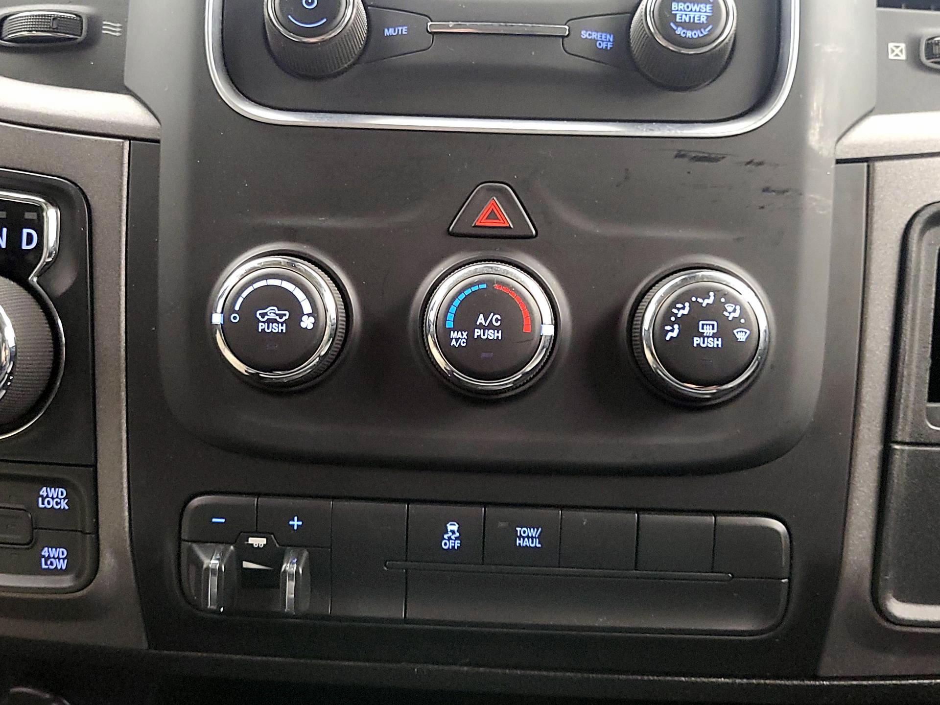 Thumbnail: 2022 RAM 1500 Classic - 17