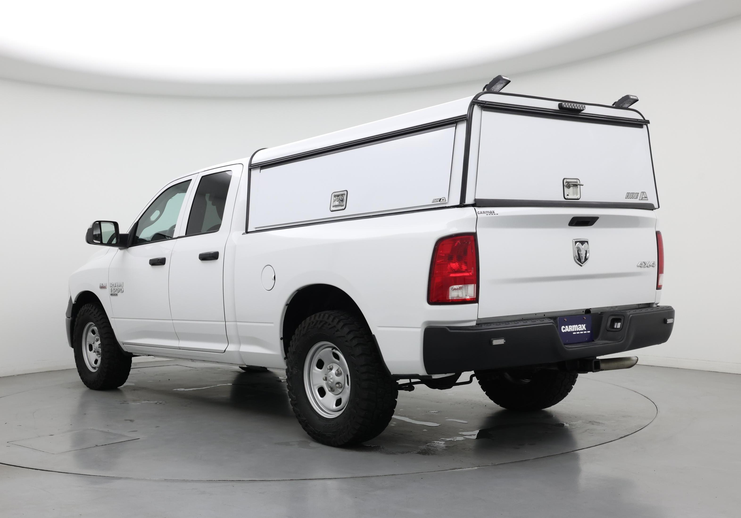 Thumbnail: 2022 RAM 1500 Classic - 2