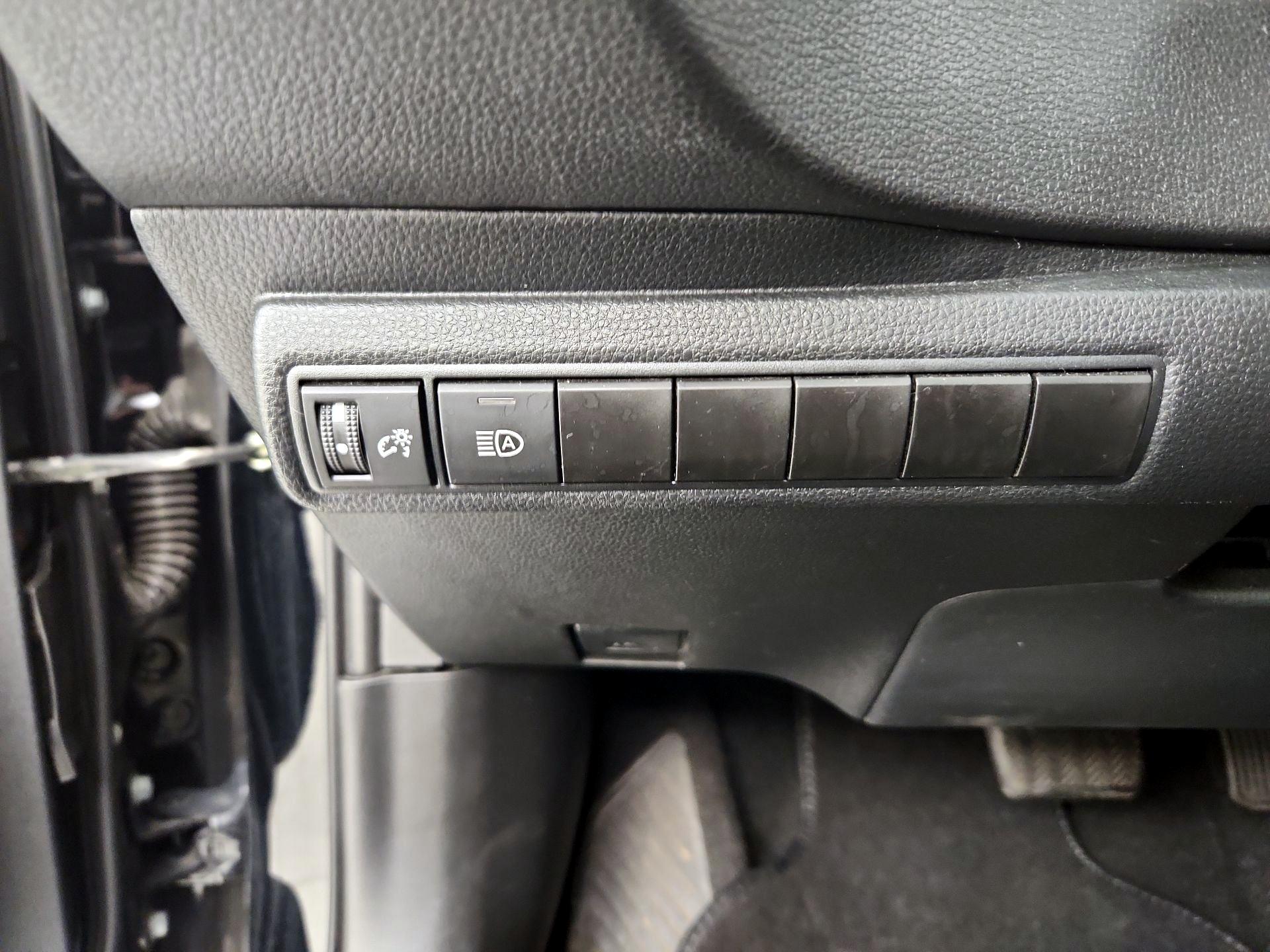 Thumbnail: 2024 Toyota Corolla - 13