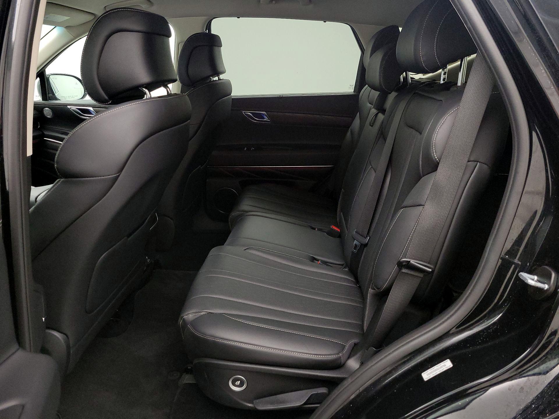 Thumbnail: 2024 Genesis GV80 - 20