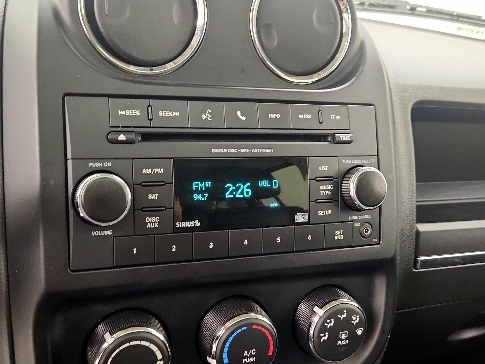 Thumbnail: 2015 Jeep Patriot - 13