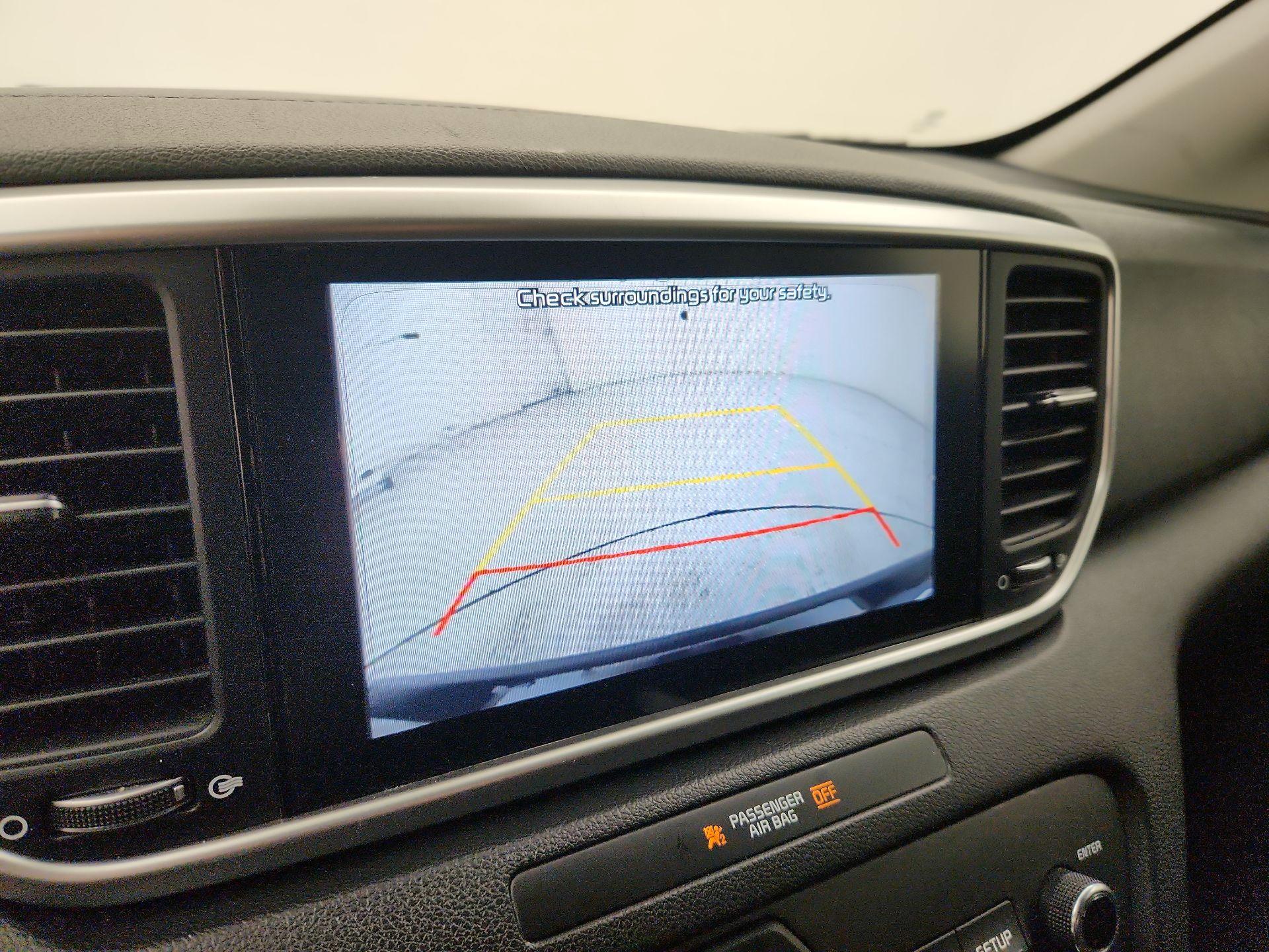 Thumbnail: 2020 Kia Sportage - 14