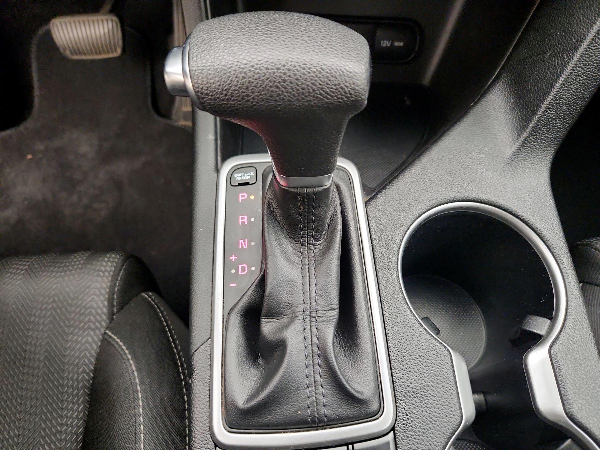 Thumbnail: 2020 Kia Sportage - 17