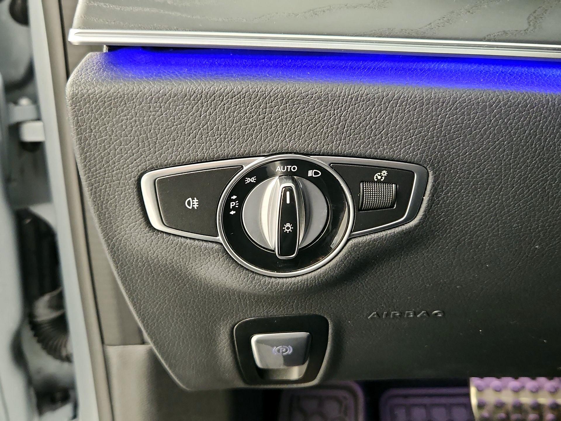 Thumbnail: 2021 Mercedes-Benz E-Class - 13