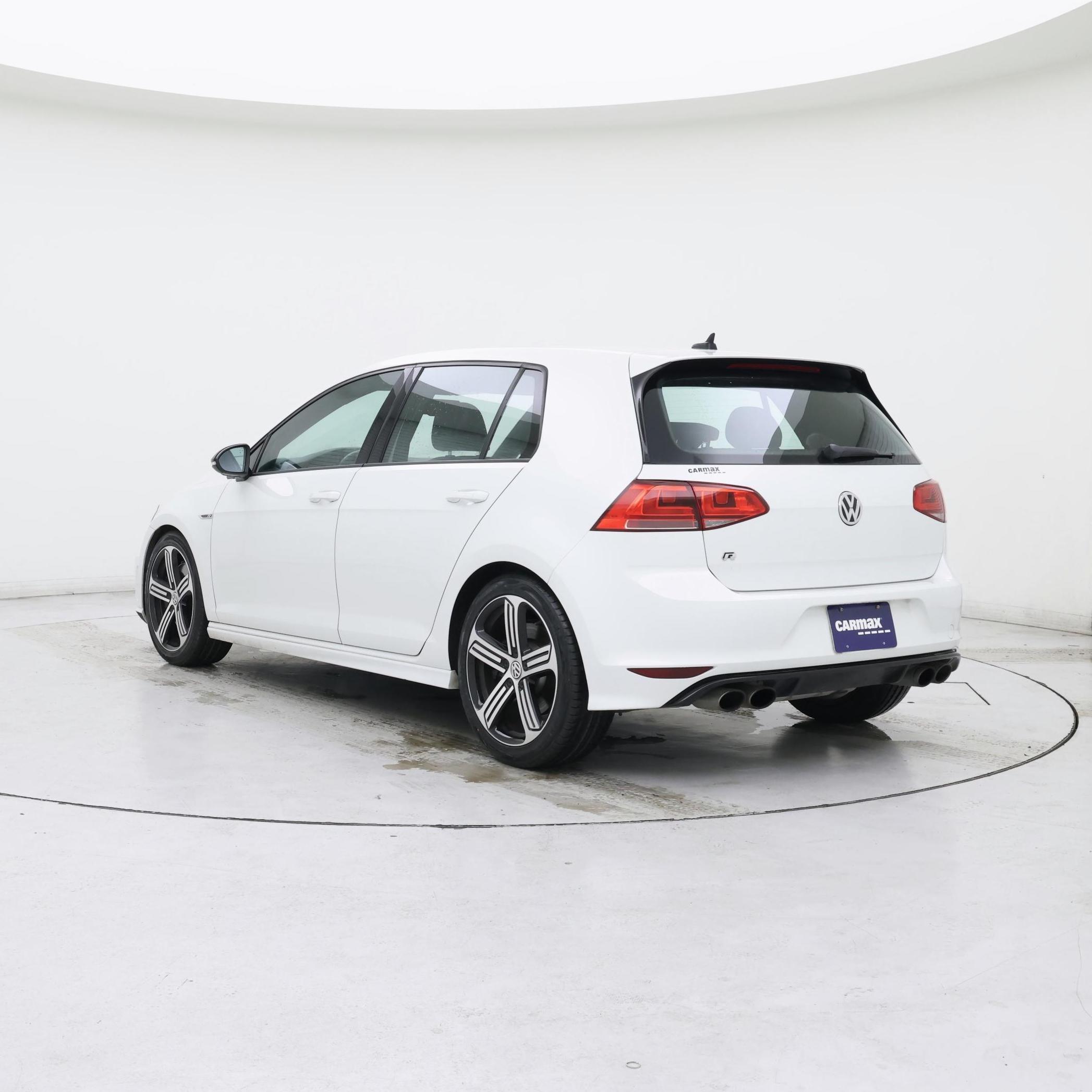 Thumbnail: 2016 Volkswagen Golf - 2