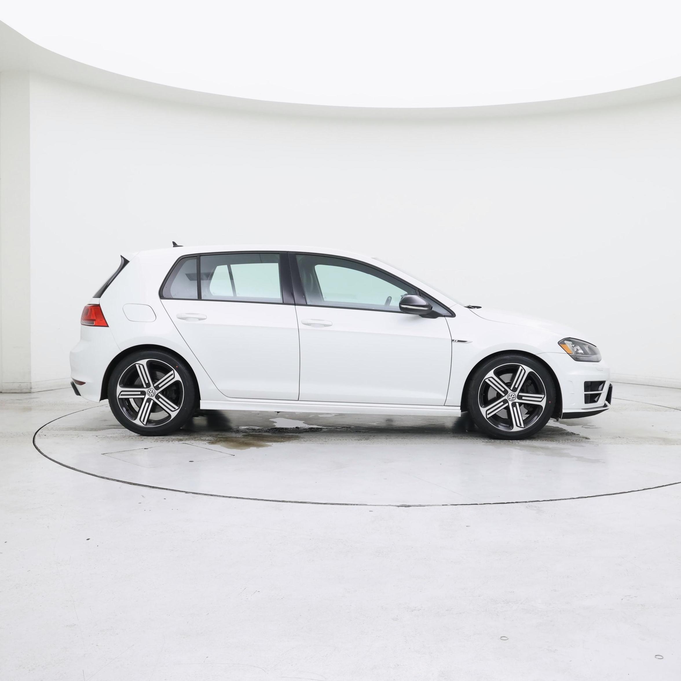 Thumbnail: 2016 Volkswagen Golf - 7