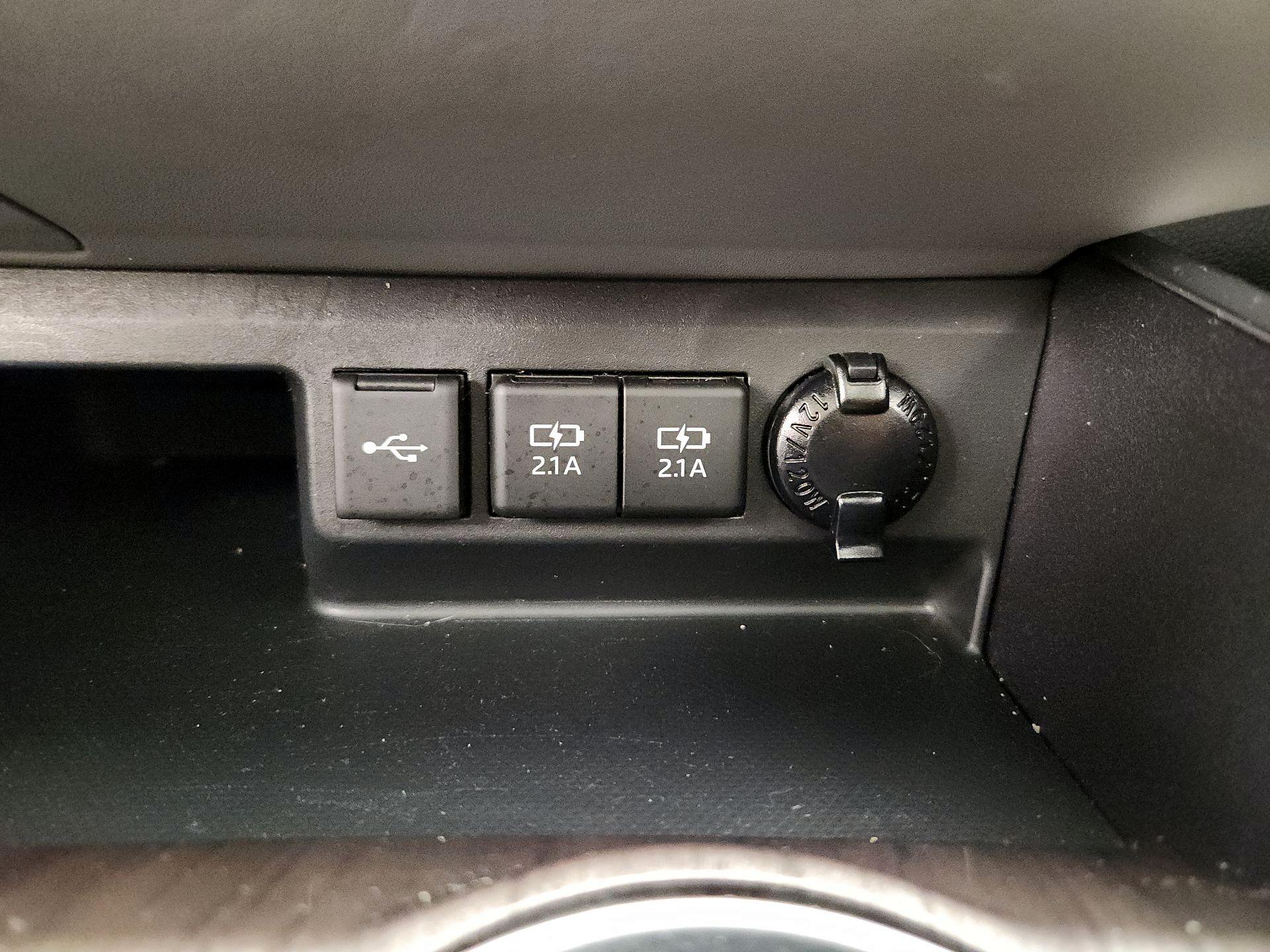 Thumbnail: 2020 Toyota Highlander - 19