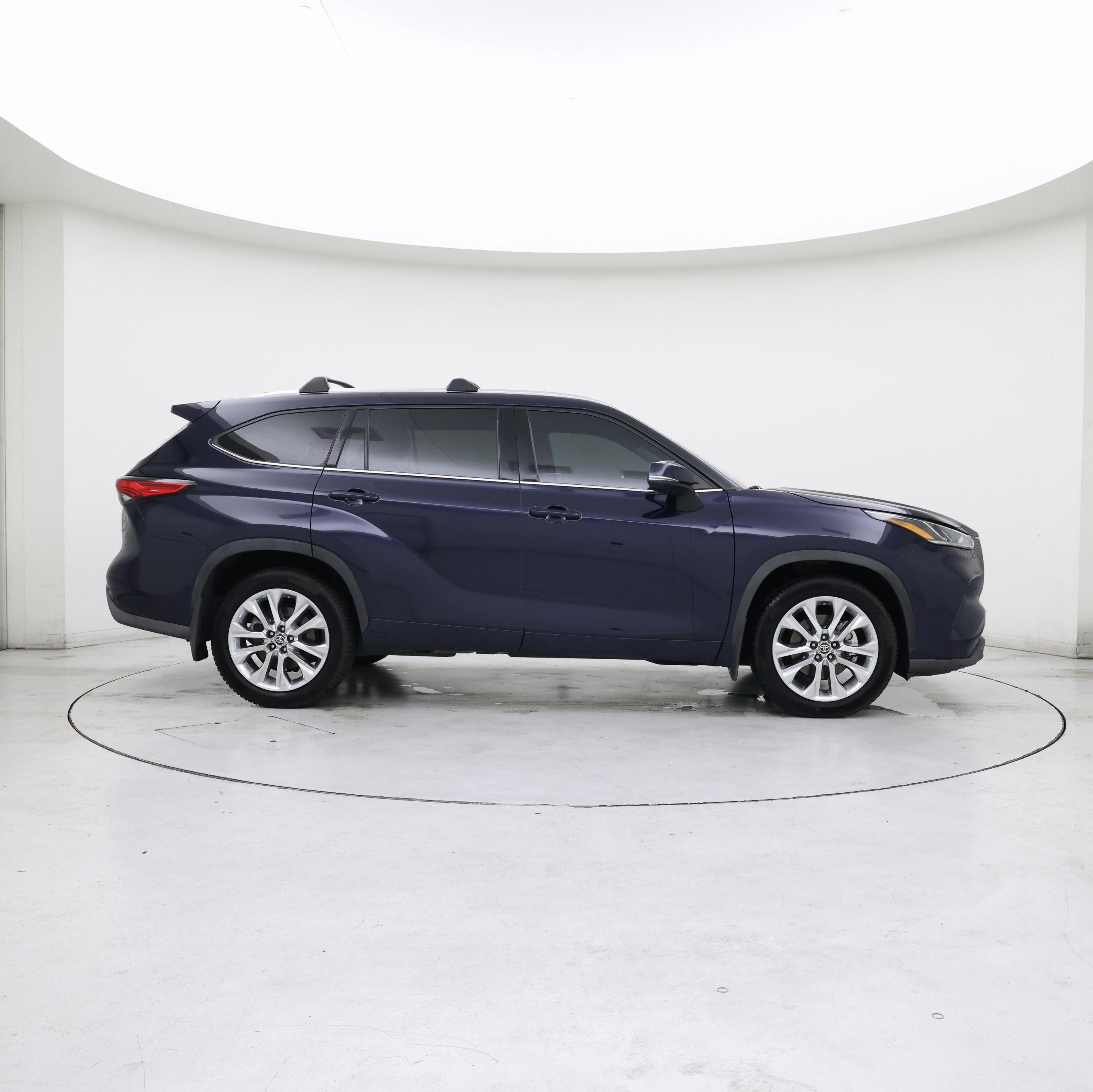 Thumbnail: 2020 Toyota Highlander - 7