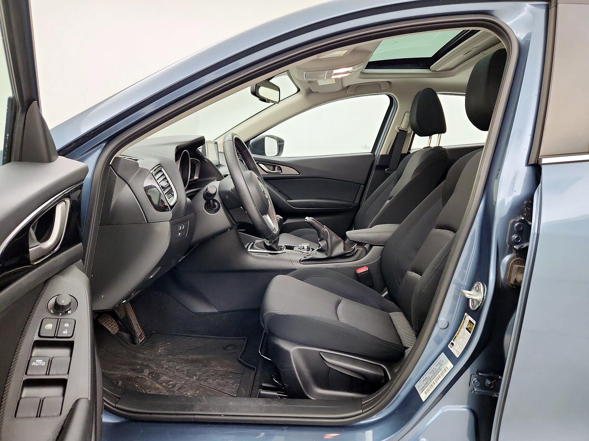 Thumbnail: 2016 Mazda Mazda3 - 11