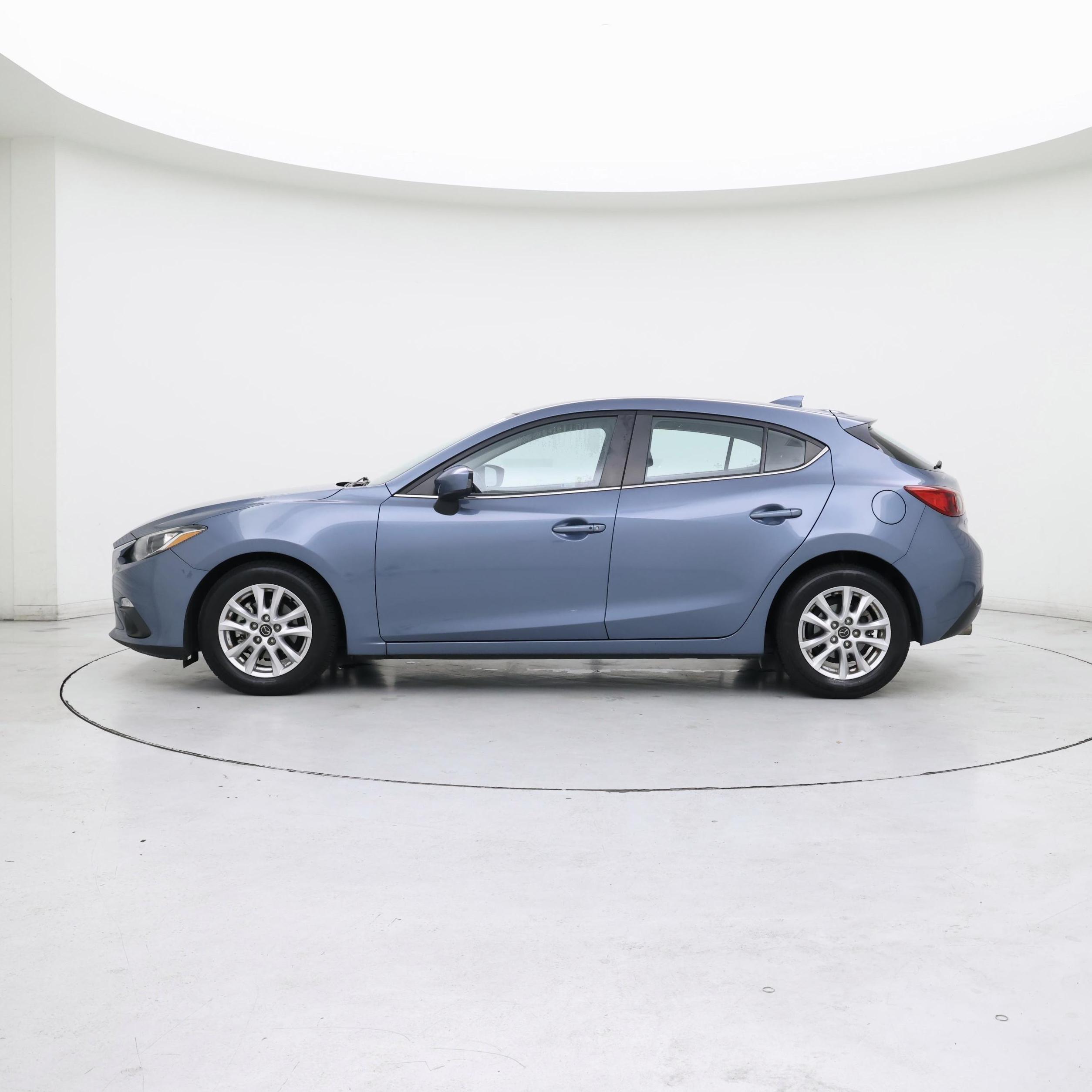 Thumbnail: 2016 Mazda Mazda3 - 3