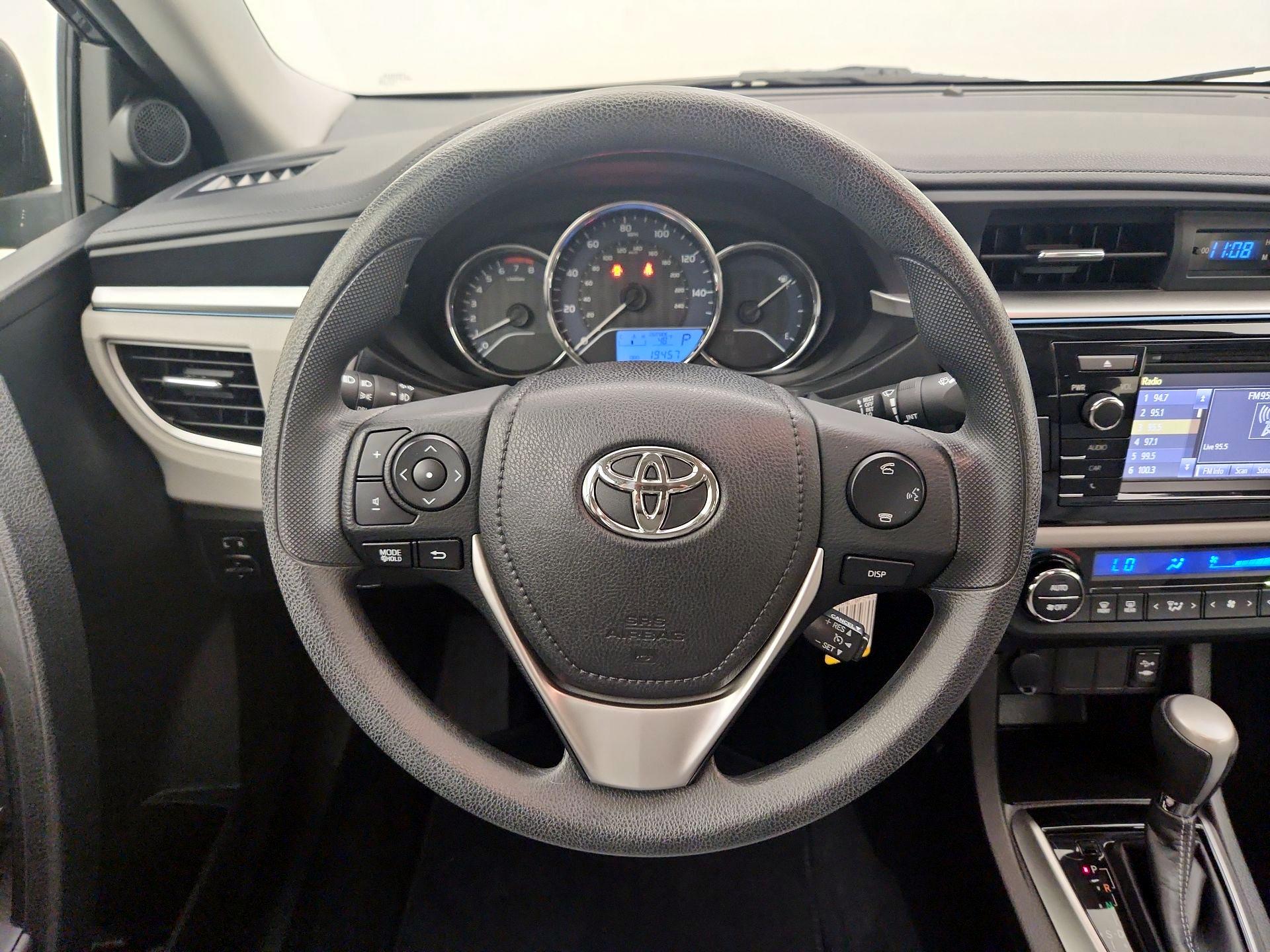 Thumbnail: 2016 Toyota Corolla - 10