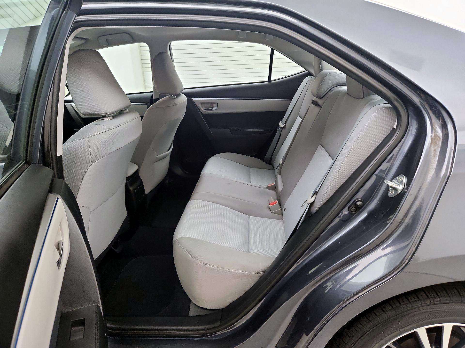 Thumbnail: 2016 Toyota Corolla - 19