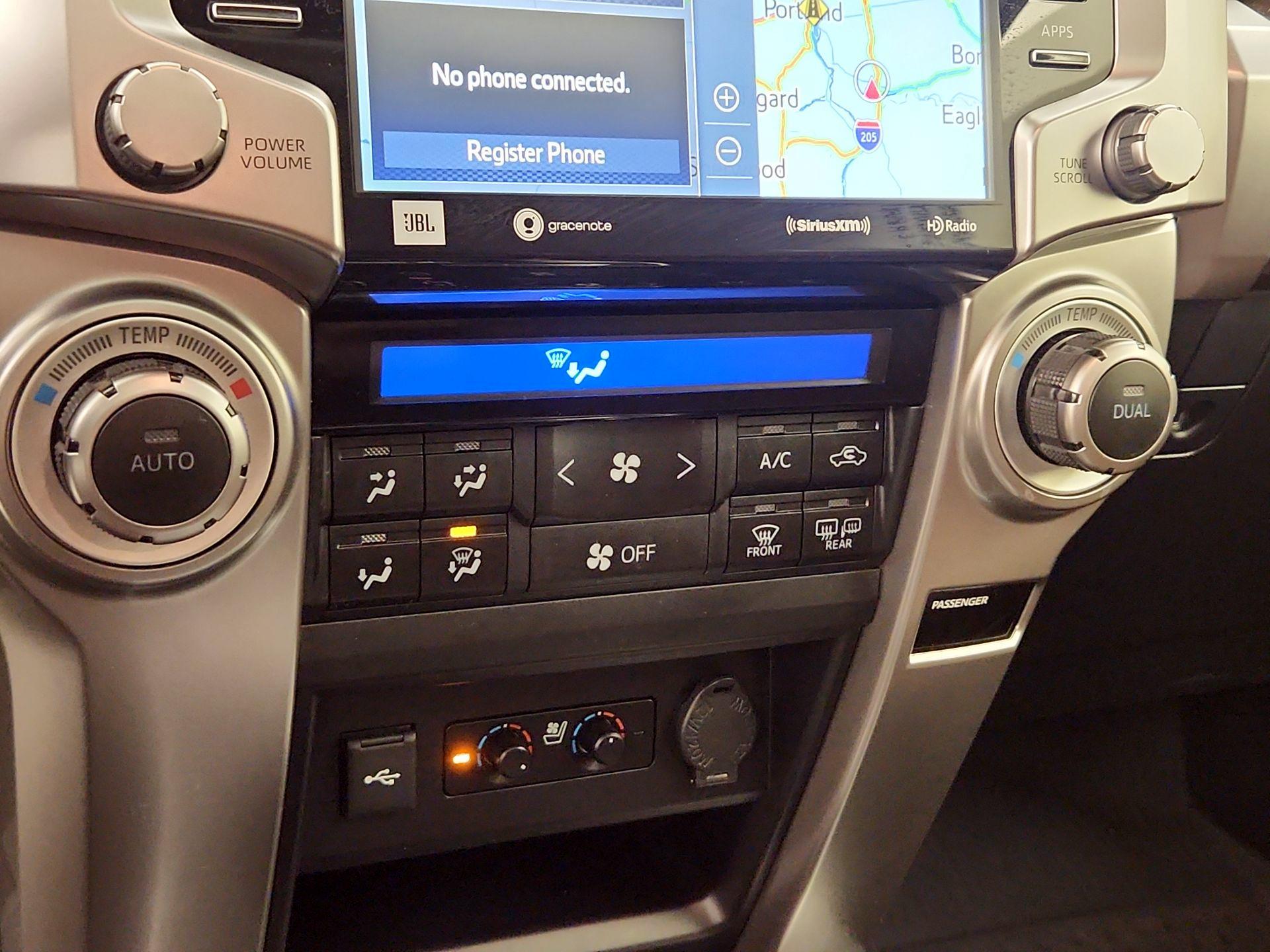 Thumbnail: 2022 Toyota 4Runner - 17