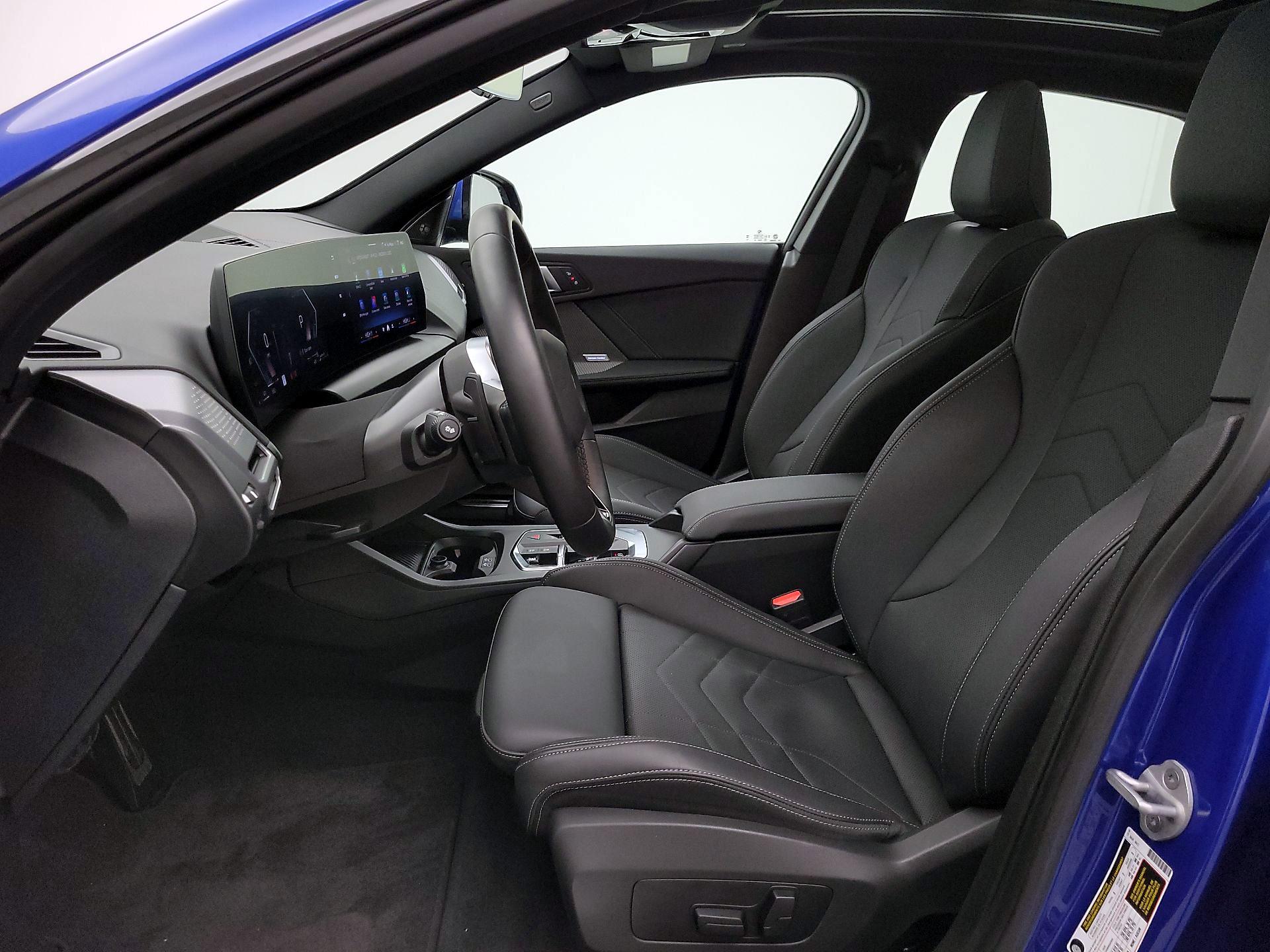 Thumbnail: 2025 BMW 2 Series - 11