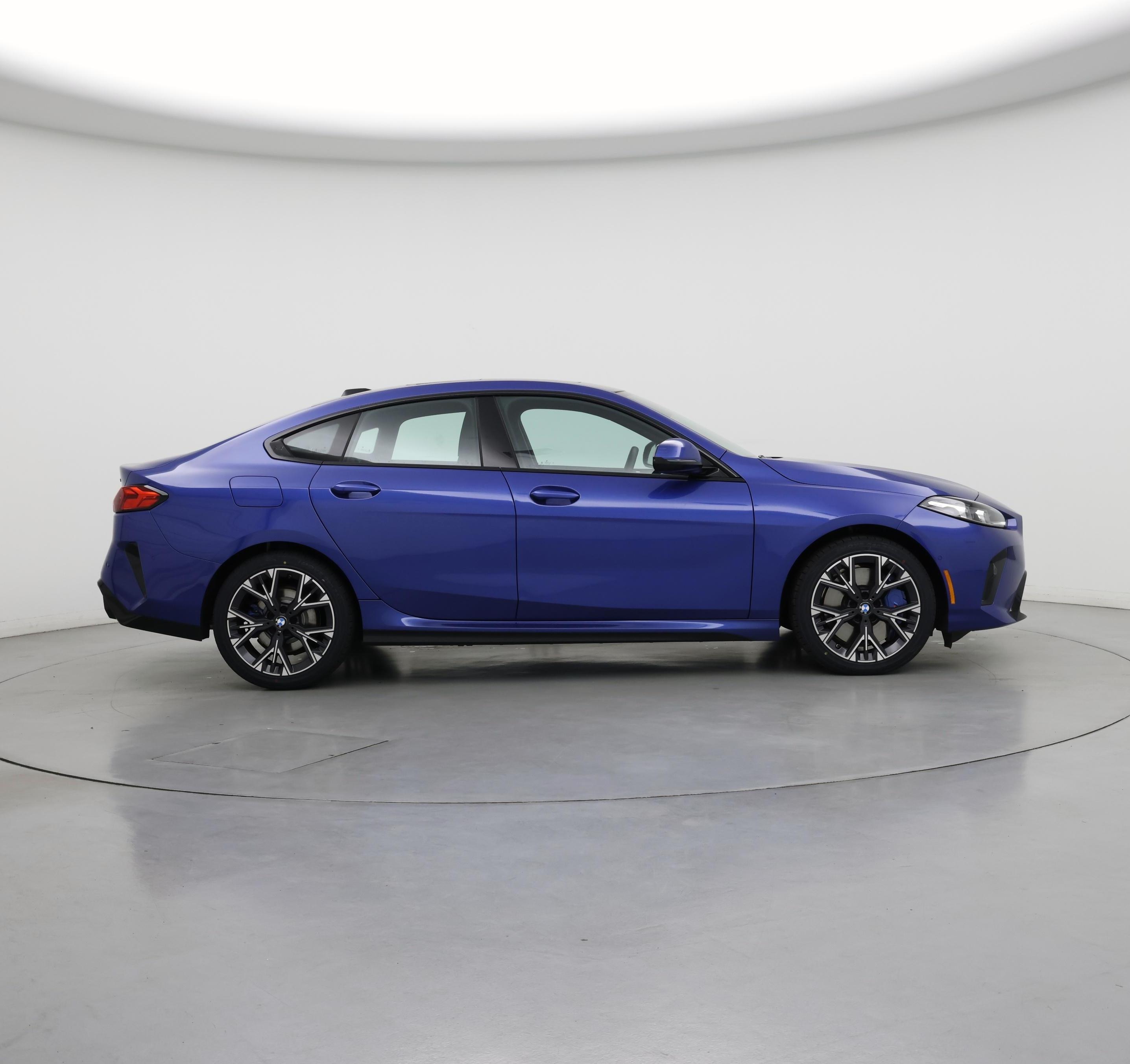 Thumbnail: 2025 BMW 2 Series - 7