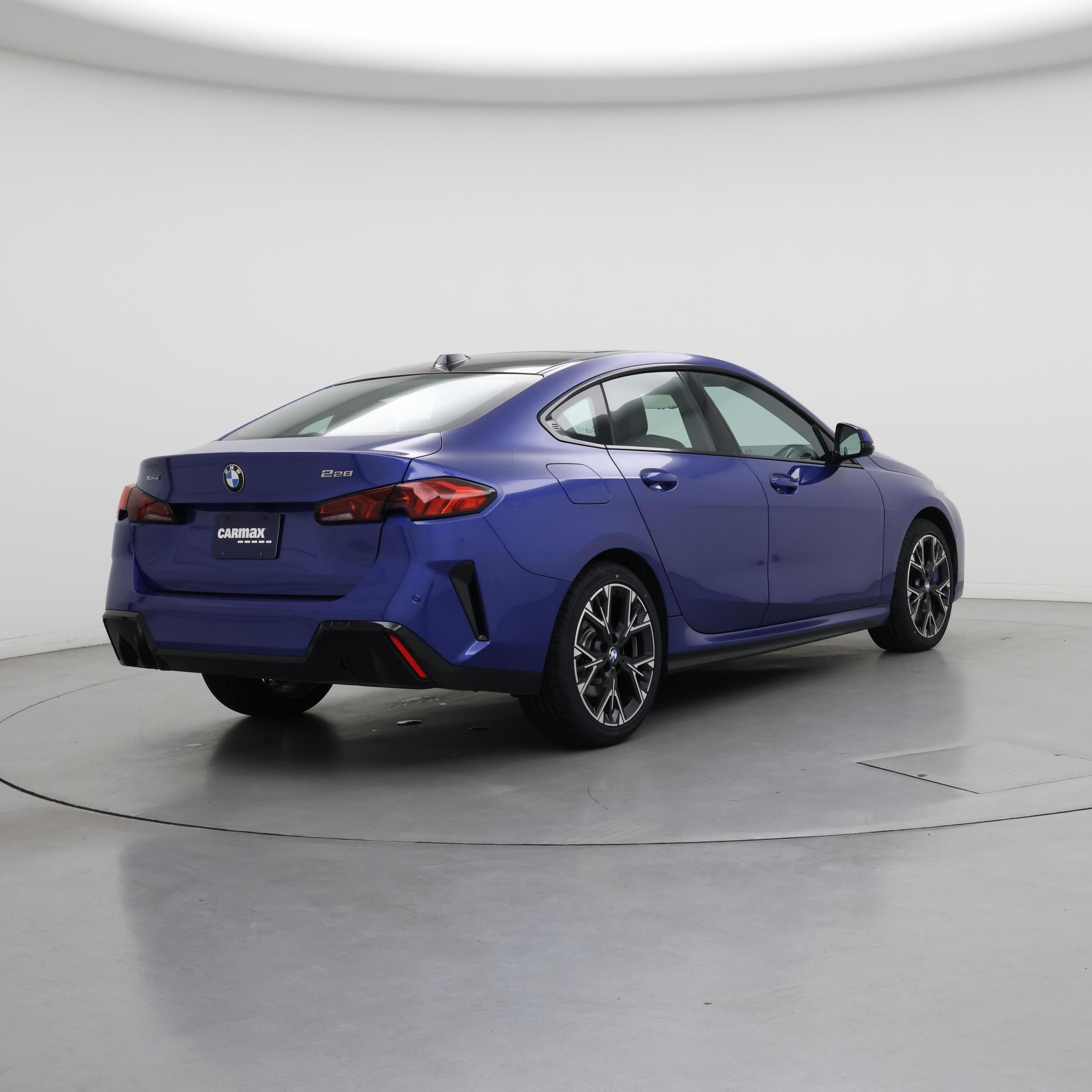 Thumbnail: 2025 BMW 2 Series - 8