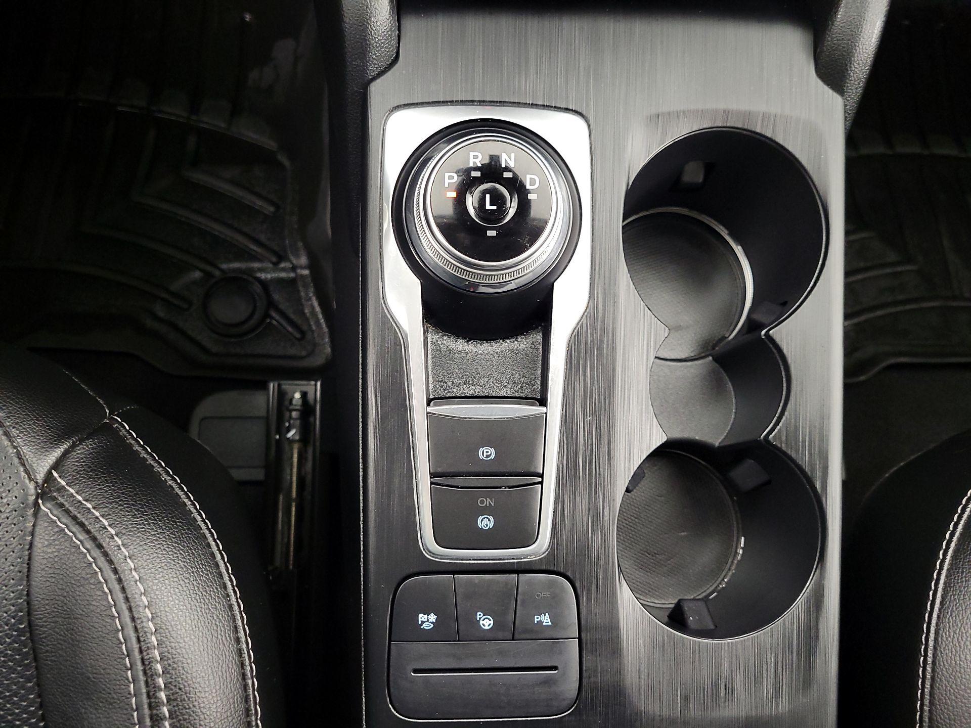 Thumbnail: 2020 Ford Escape - 18