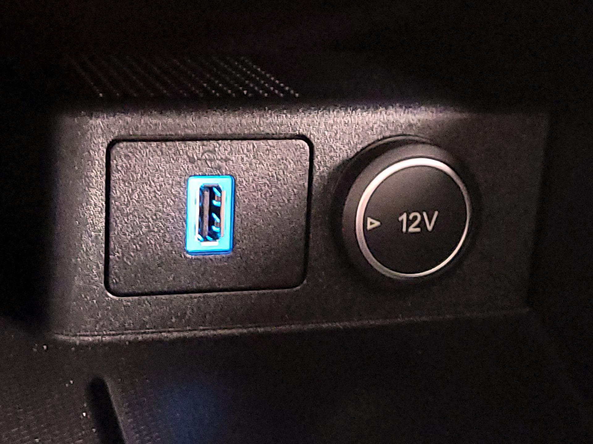 Thumbnail: 2020 Ford Escape - 19