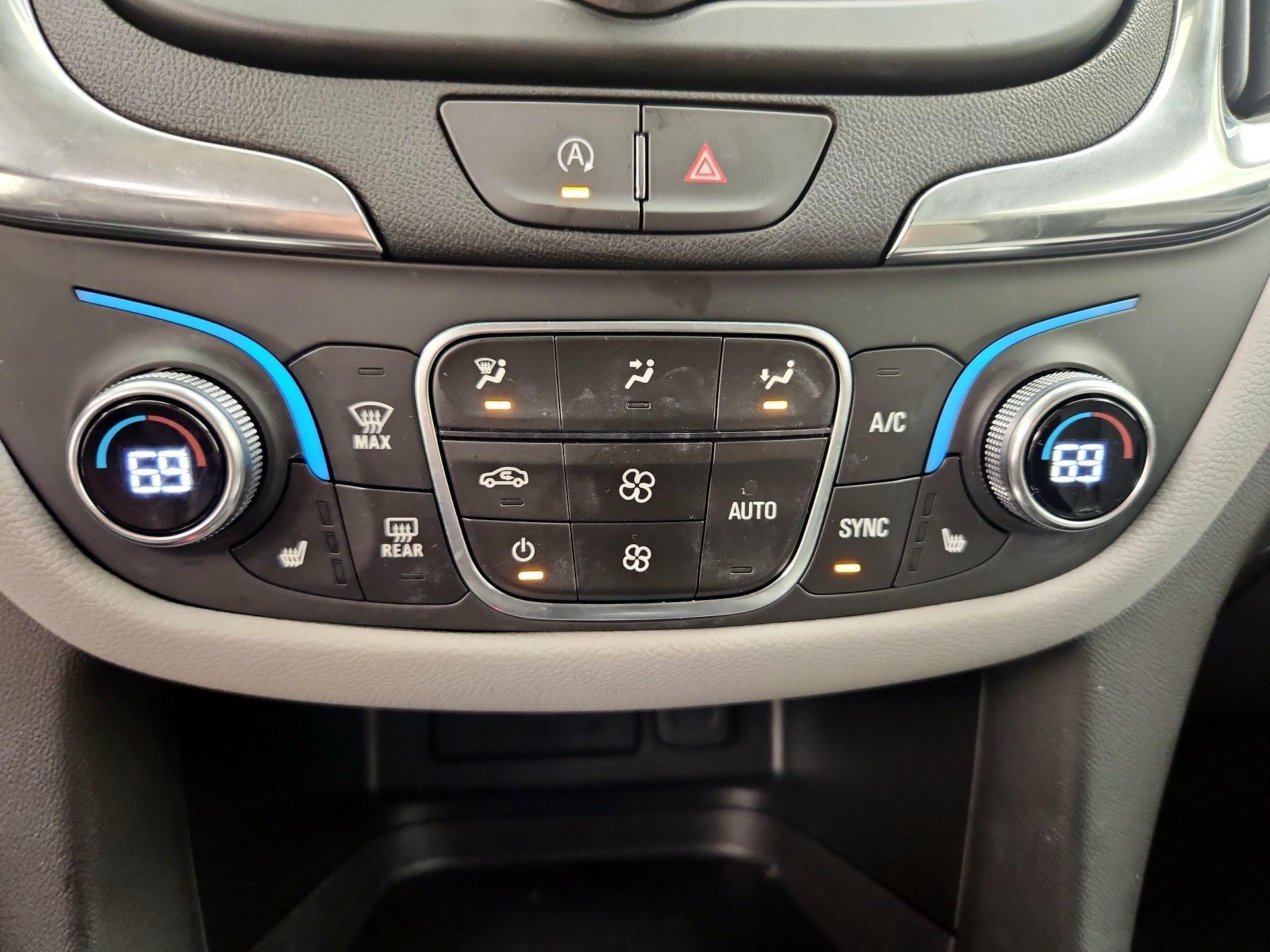 Thumbnail: 2024 Chevrolet Equinox - 16