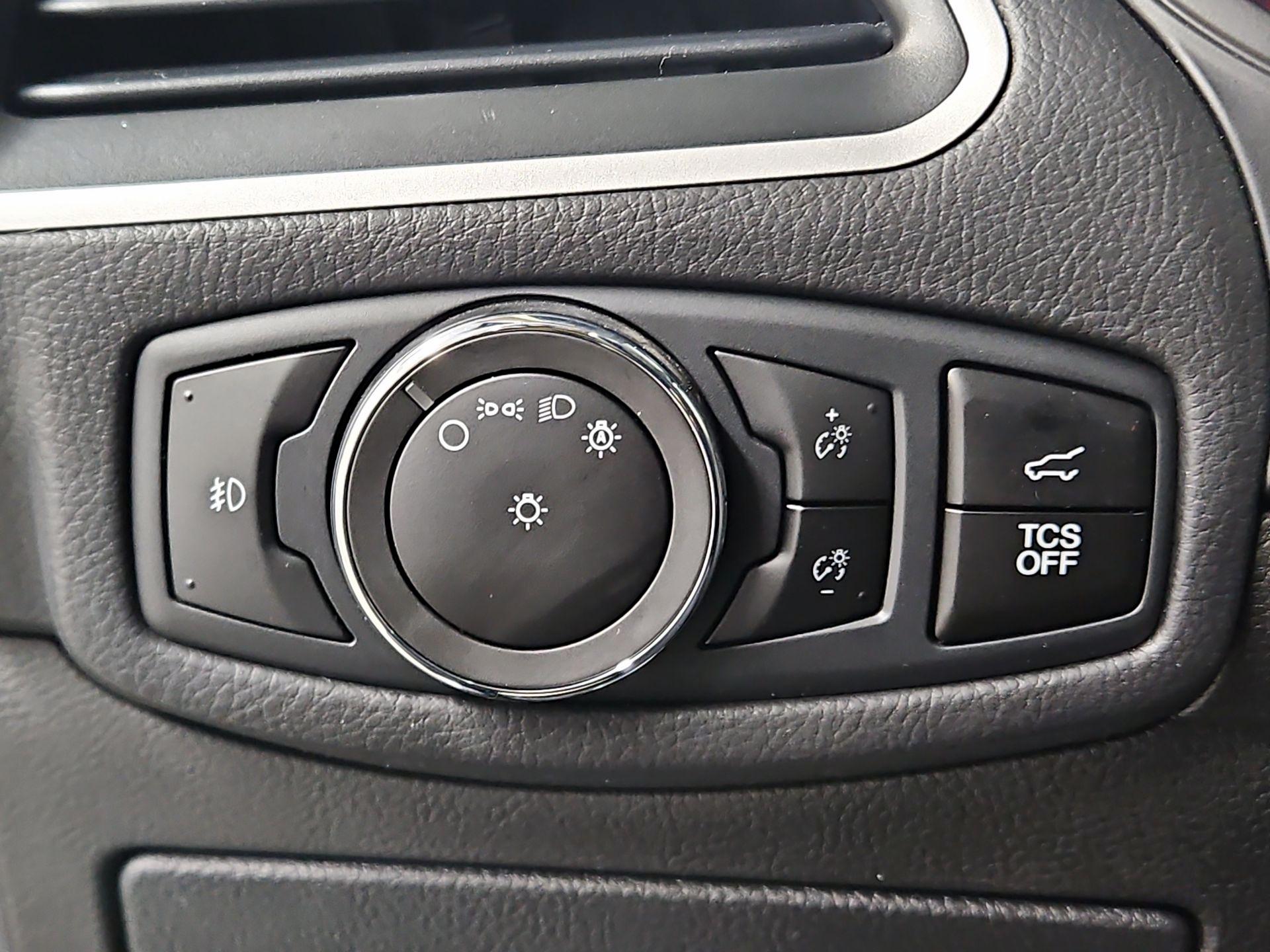 Thumbnail: 2023 Ford Edge - 13