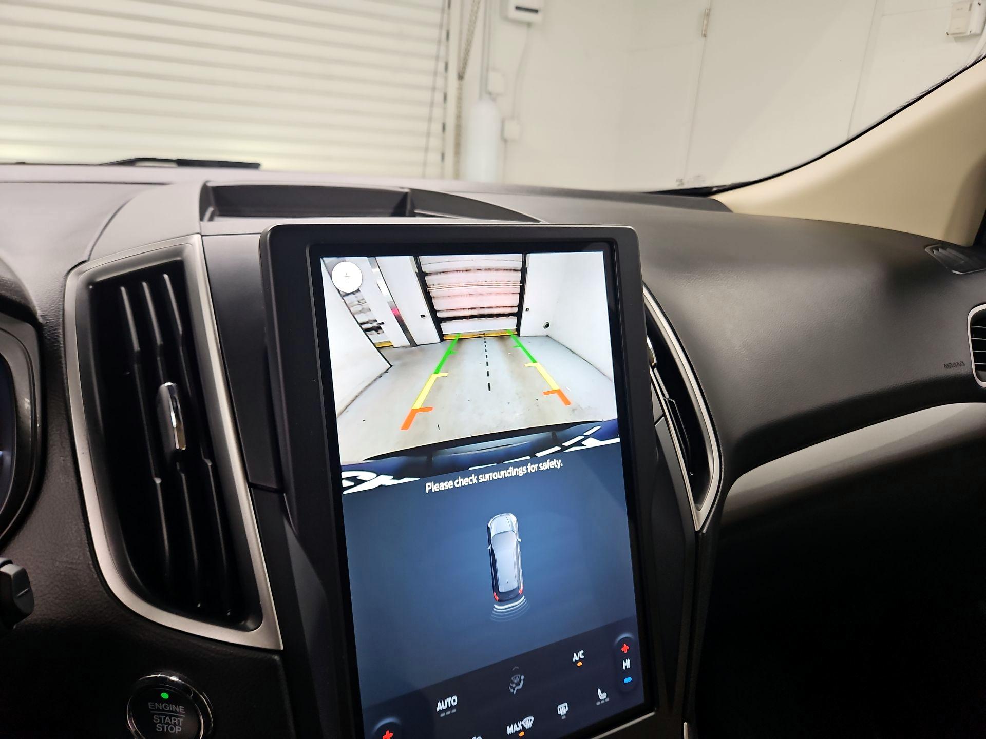 Thumbnail: 2023 Ford Edge - 15