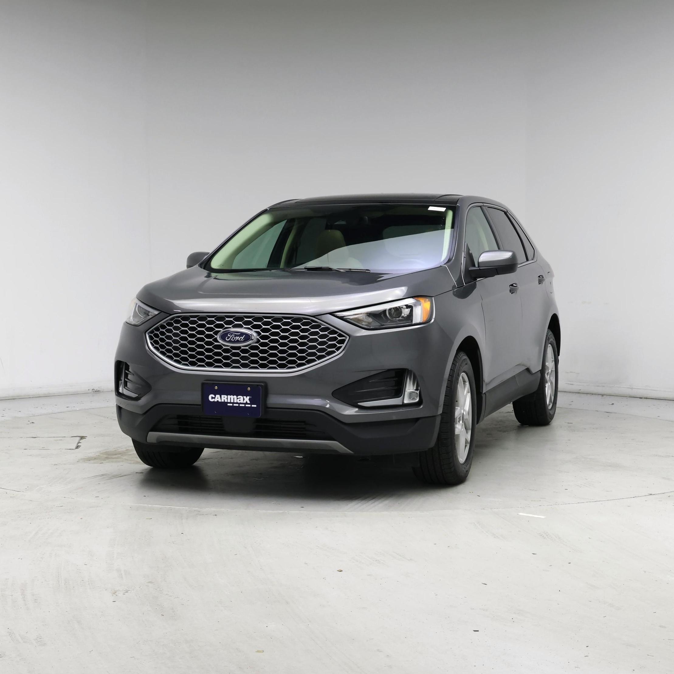 Thumbnail: 2023 Ford Edge - 4