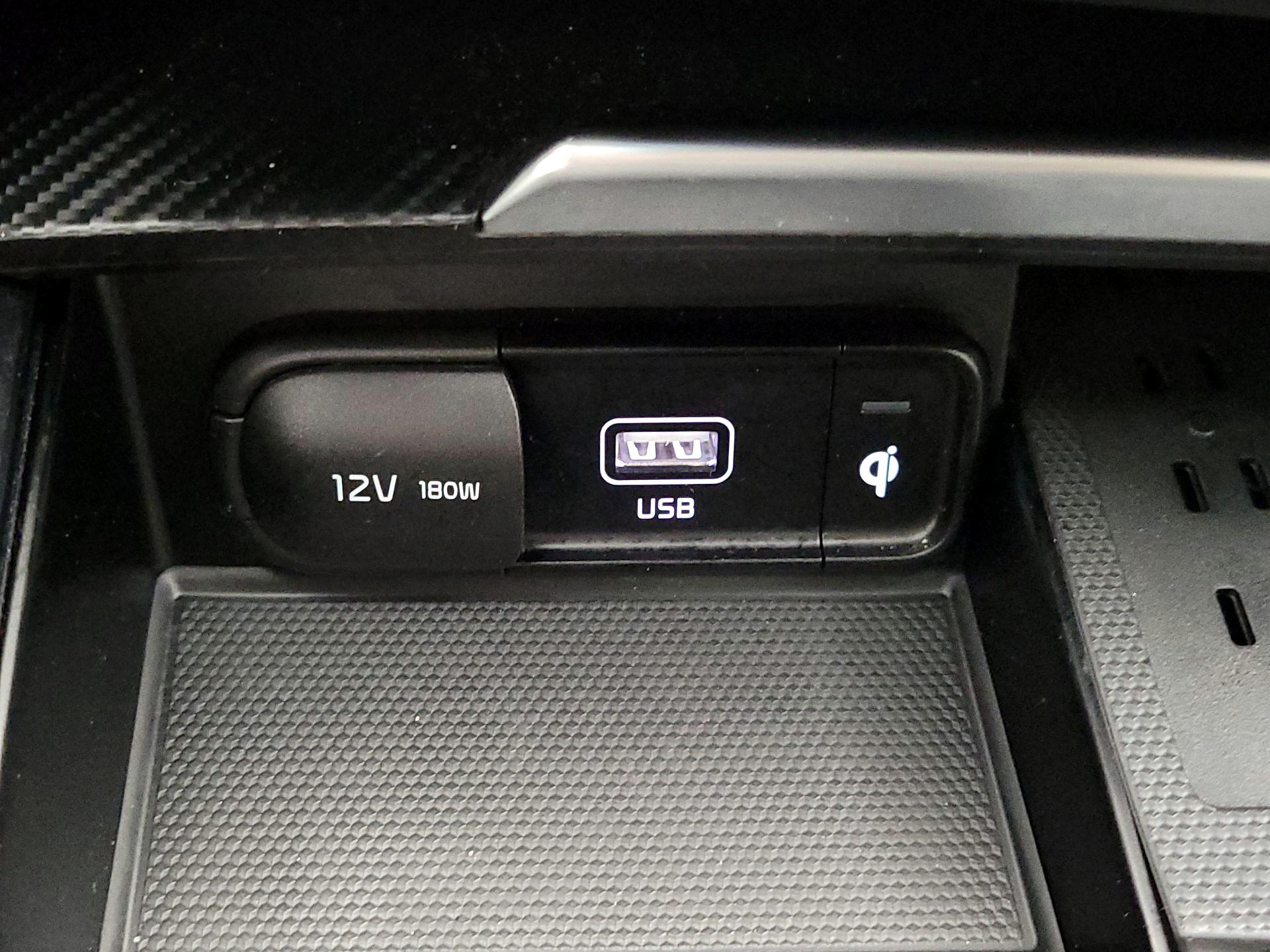 Thumbnail: 2023 Kia Stinger - 19