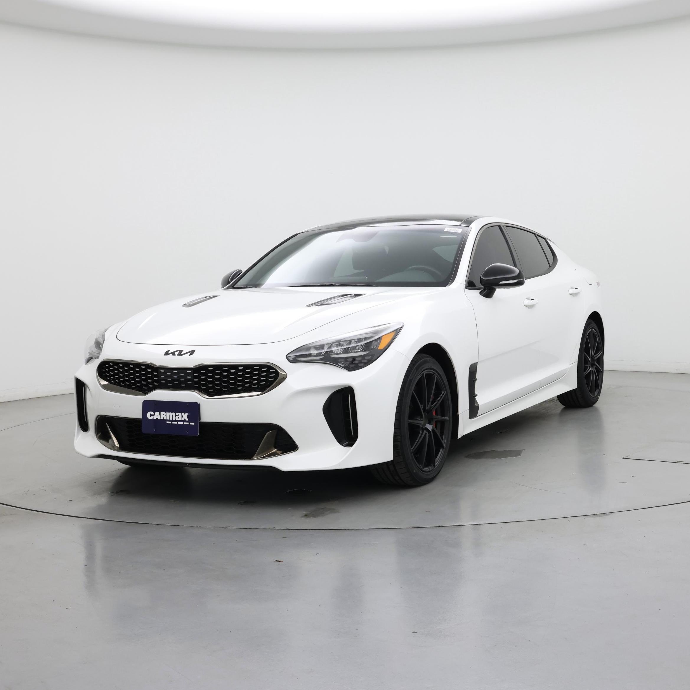 Thumbnail: 2023 Kia Stinger - 4