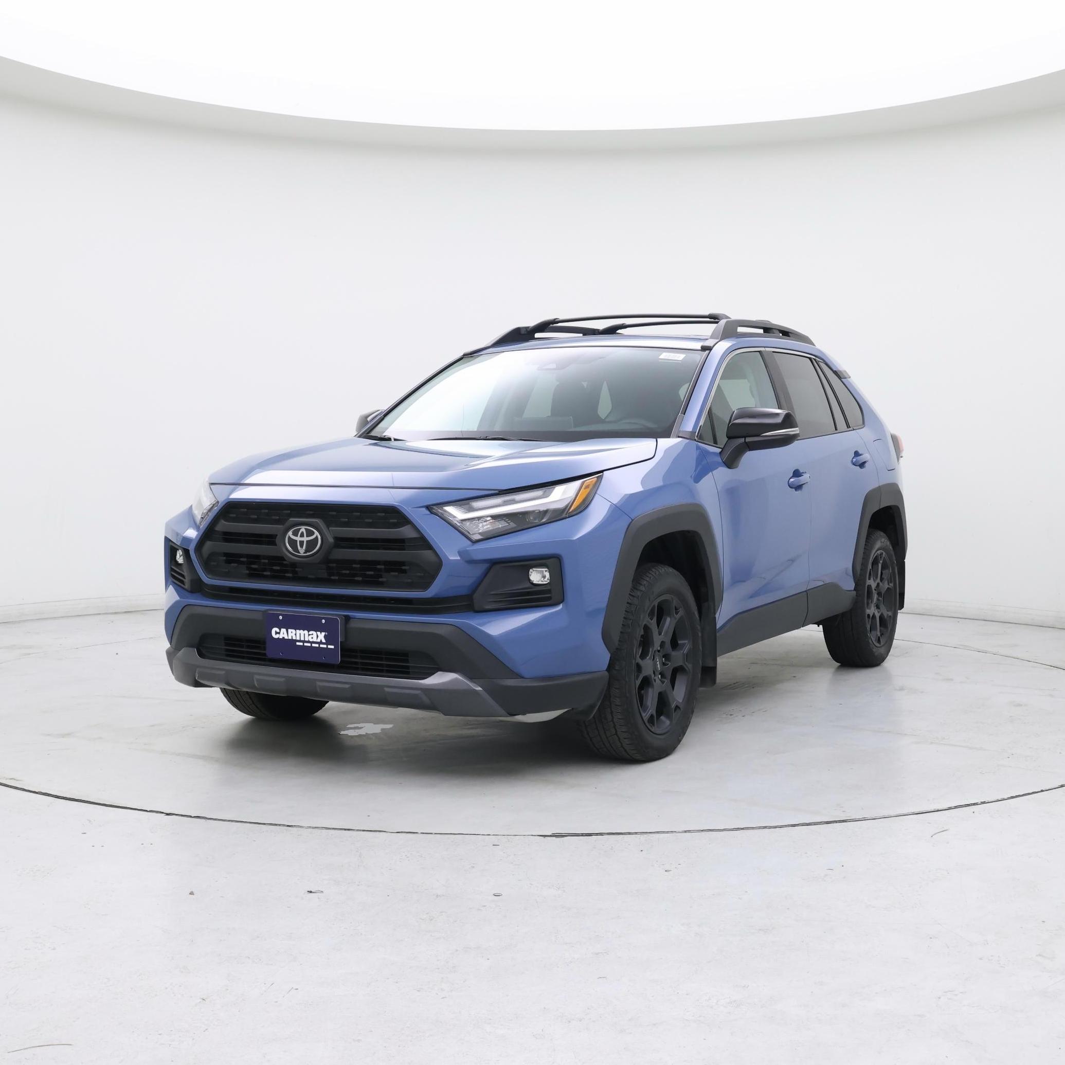 Thumbnail: 2022 Toyota RAV4 - 4