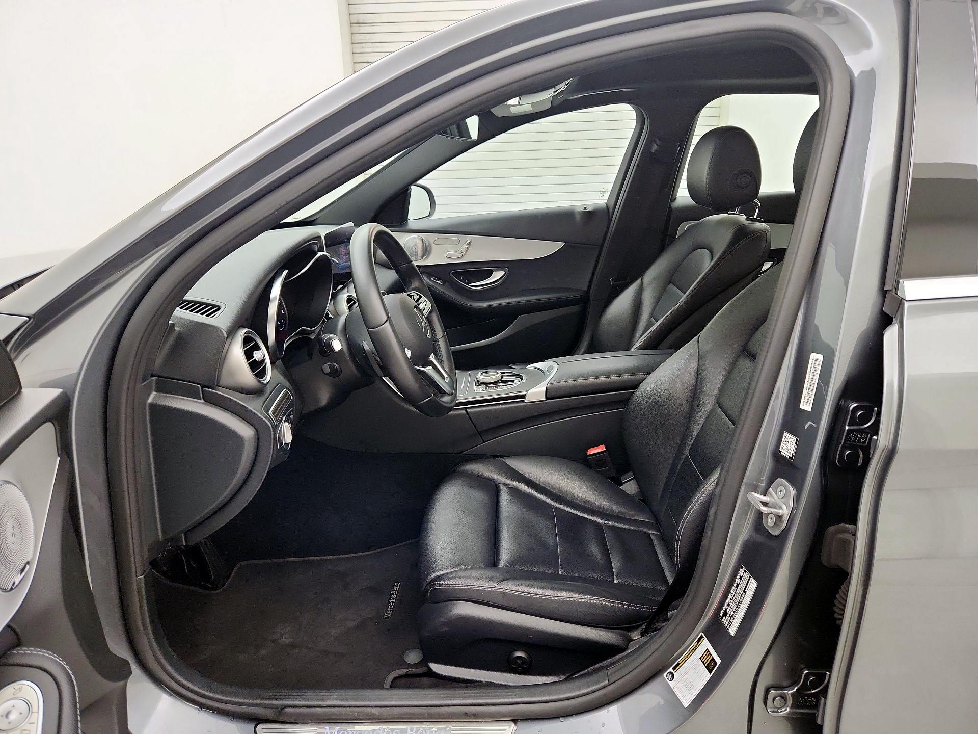 Thumbnail: 2020 Mercedes-Benz C-Class - 11