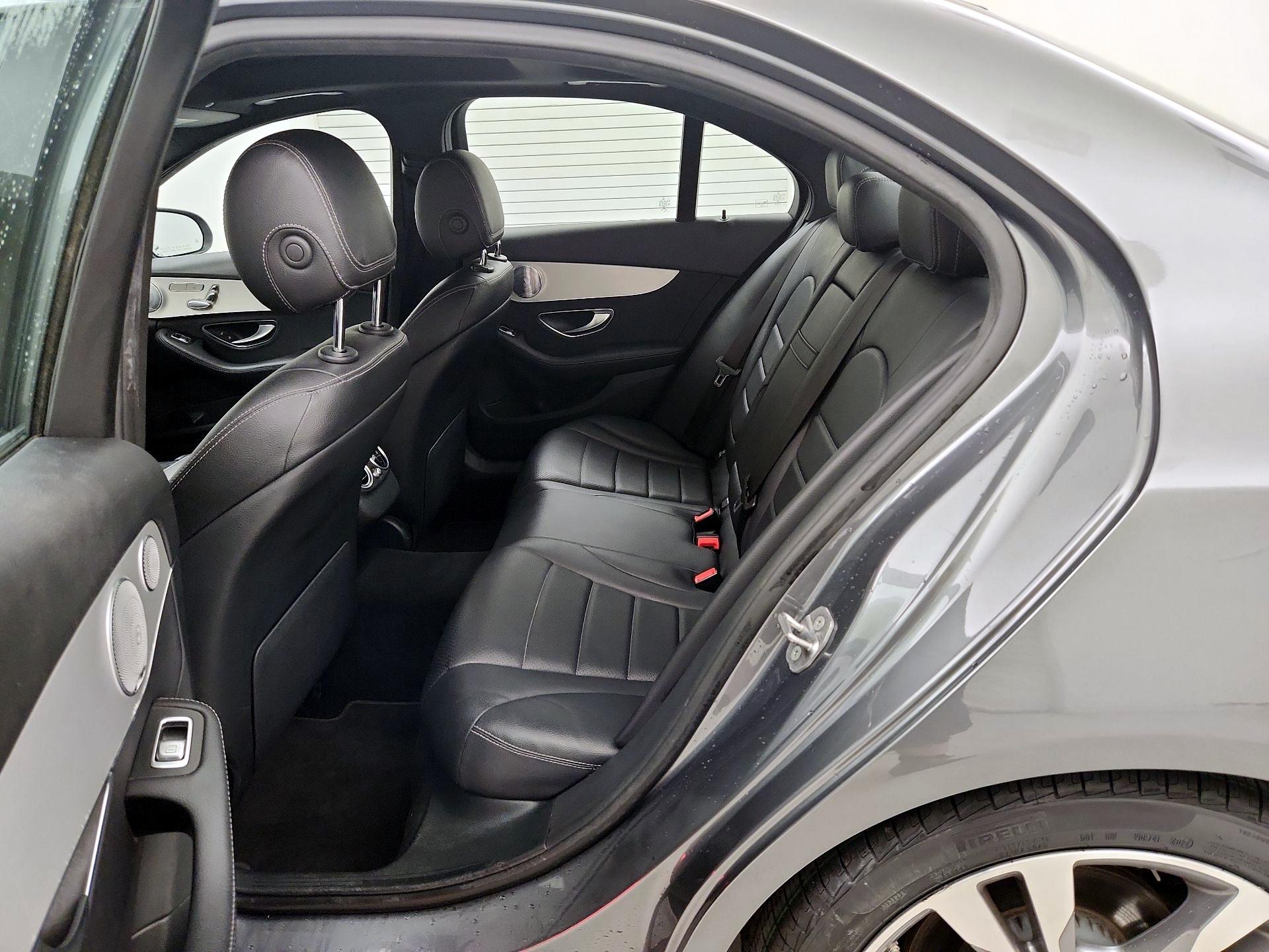 Thumbnail: 2020 Mercedes-Benz C-Class - 20