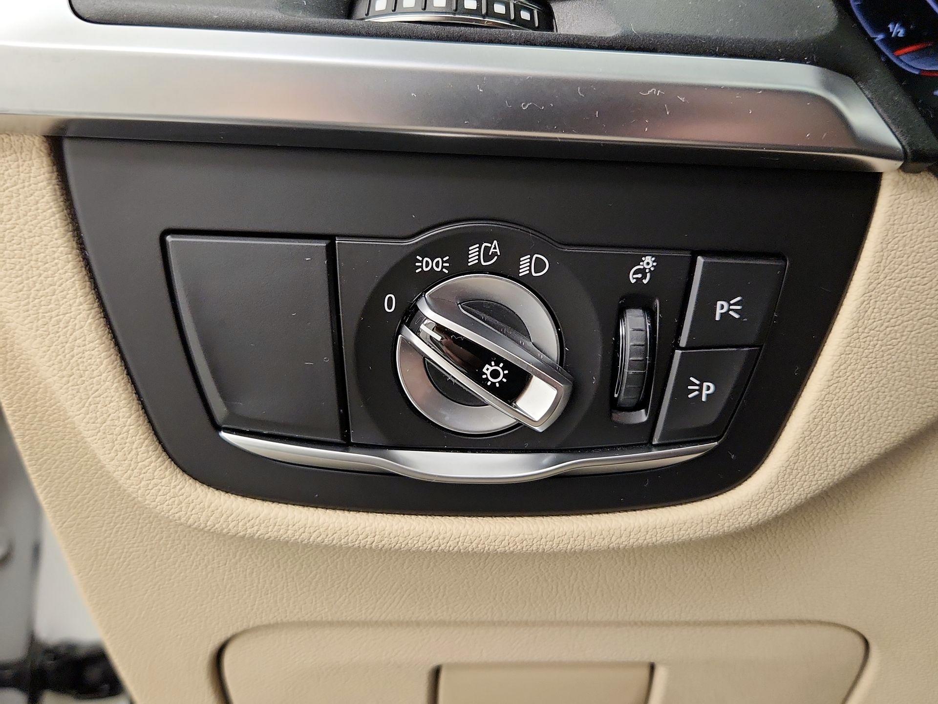 Thumbnail: 2022 BMW X3 - 13