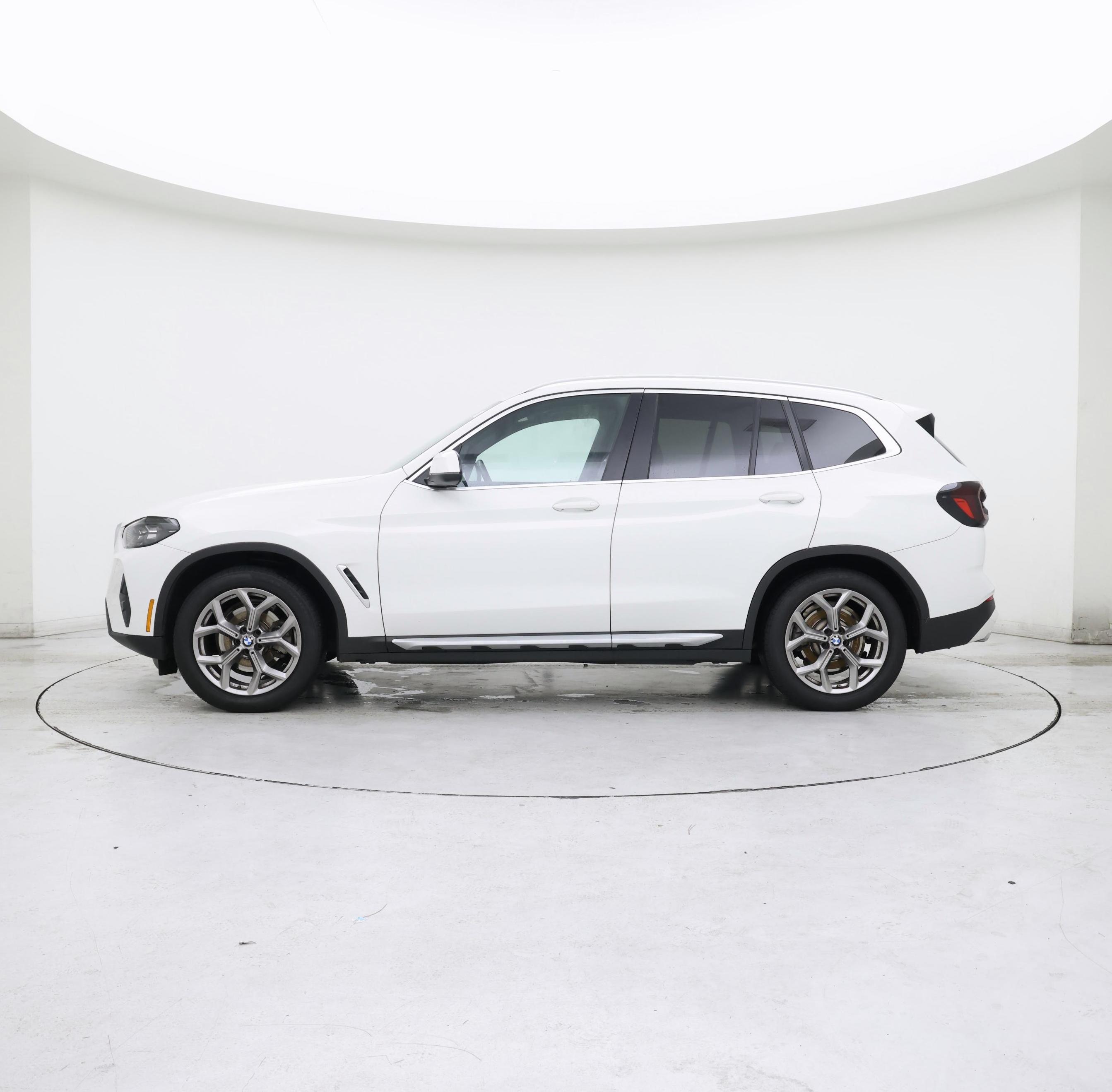 Thumbnail: 2022 BMW X3 - 3