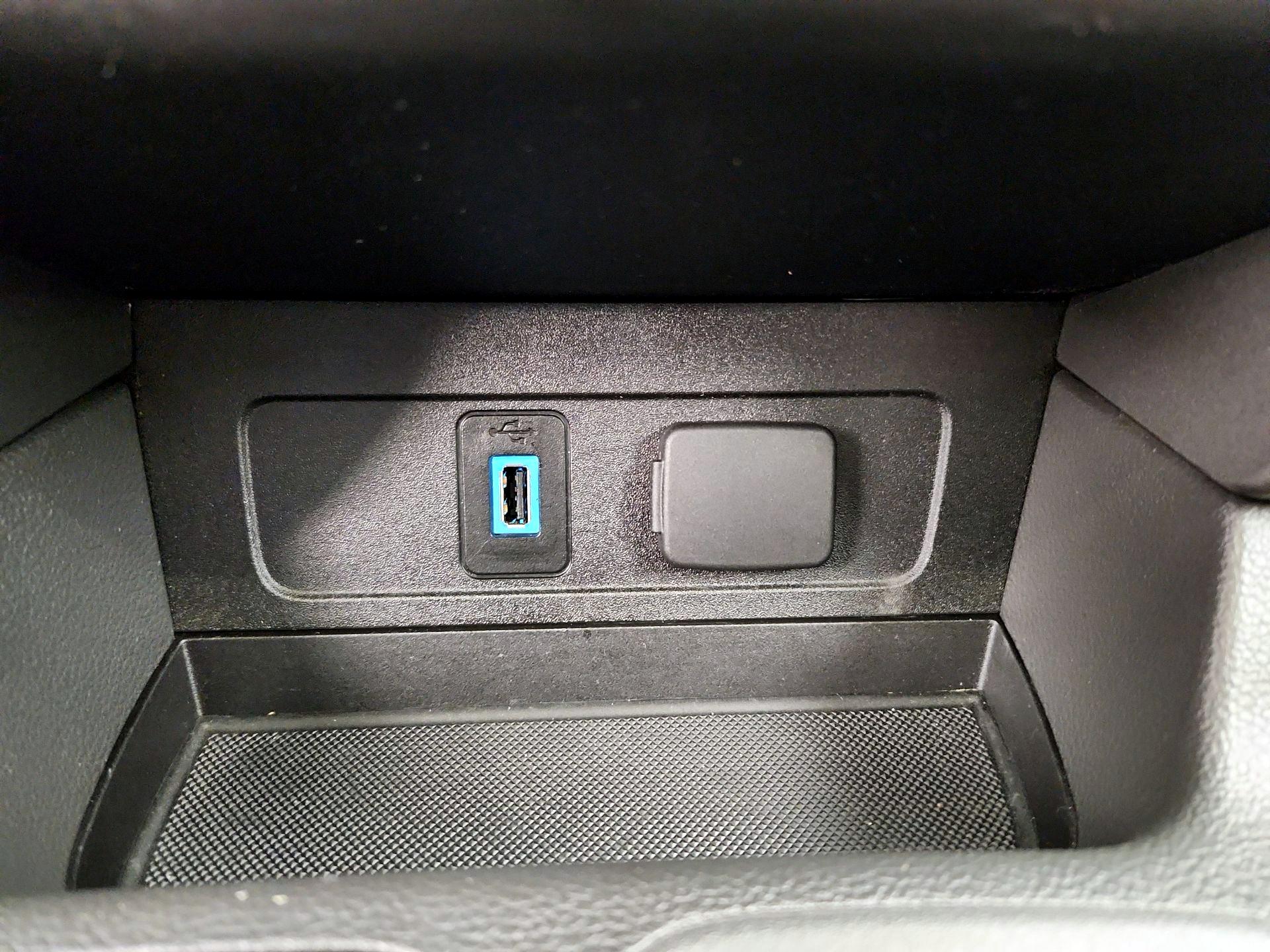 Thumbnail: 2018 Ford Escape - 18