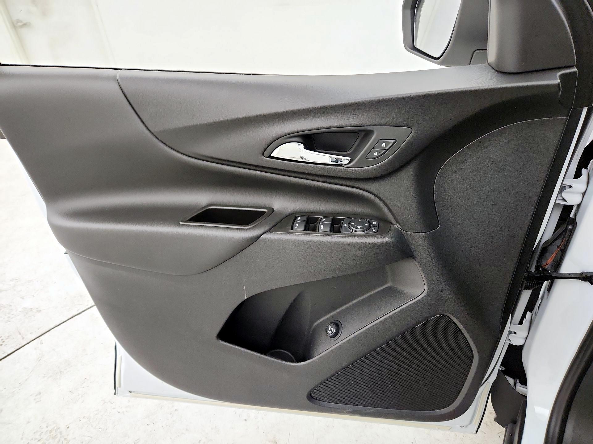 Thumbnail: 2021 Chevrolet Equinox - 12