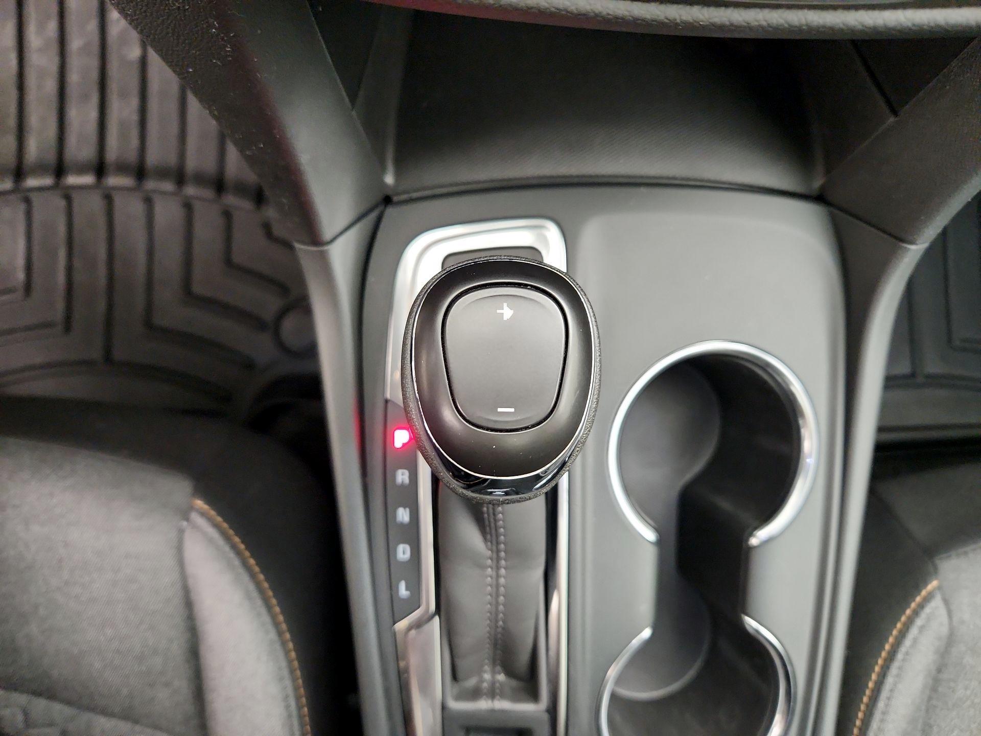 Thumbnail: 2021 Chevrolet Equinox - 17