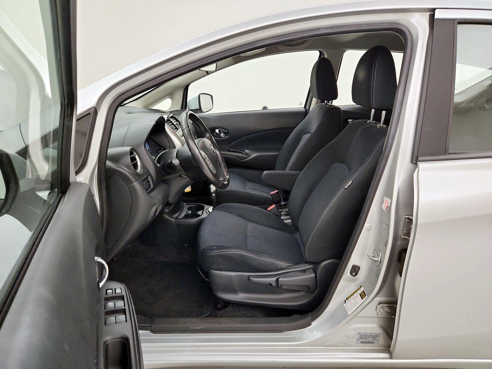 Thumbnail: 2016 Nissan Versa Note - 11