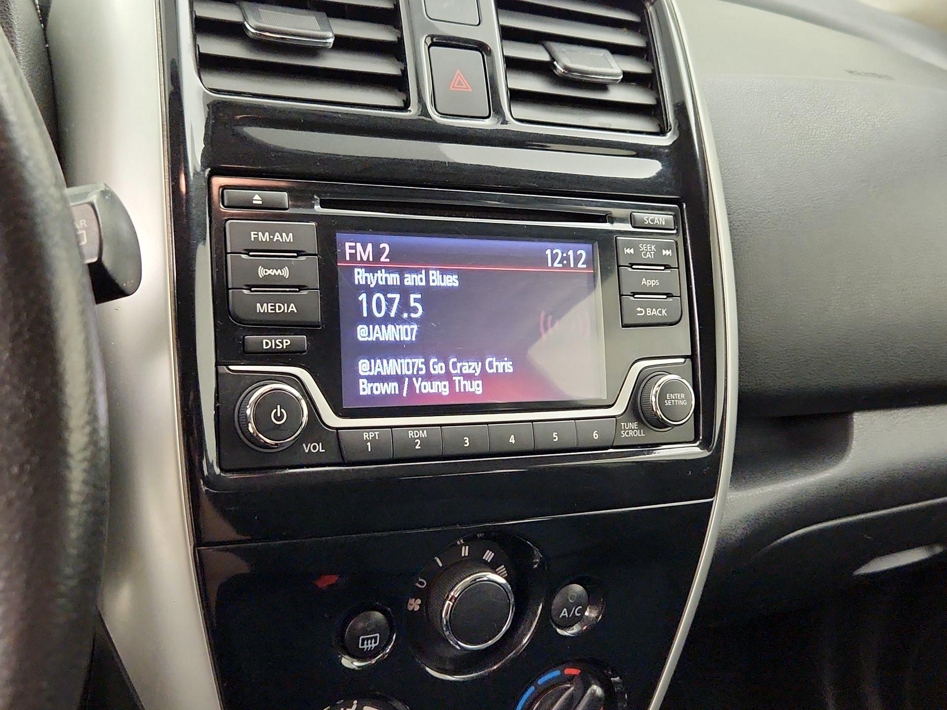 Thumbnail: 2016 Nissan Versa Note - 14