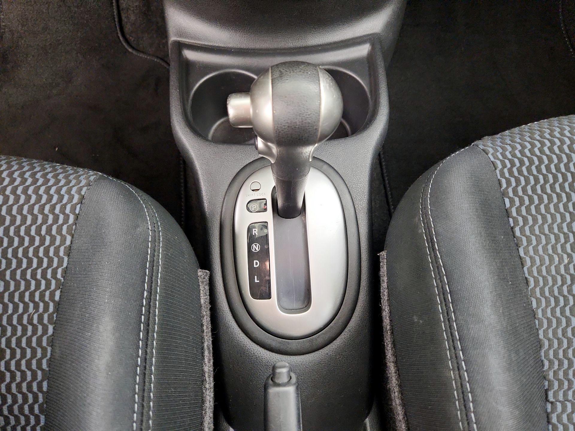 Thumbnail: 2016 Nissan Versa Note - 16