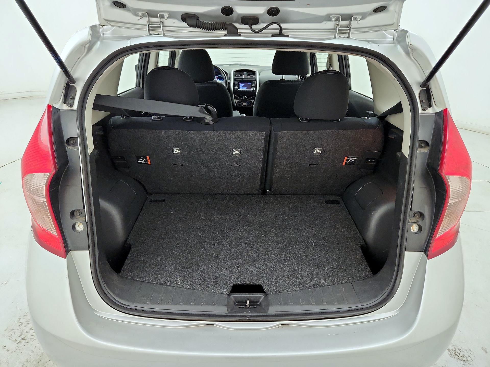 Thumbnail: 2016 Nissan Versa Note - 19