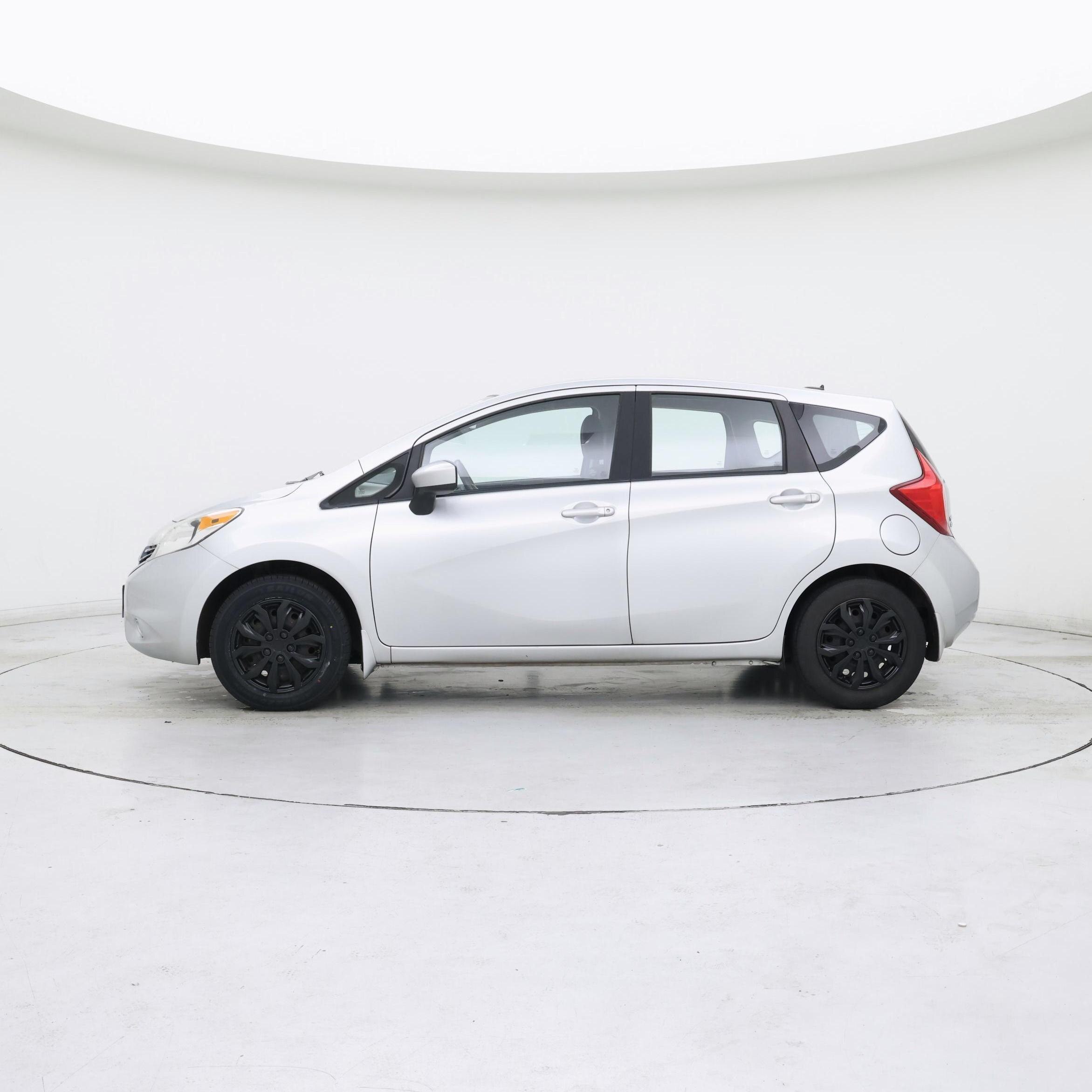 Thumbnail: 2016 Nissan Versa Note - 3