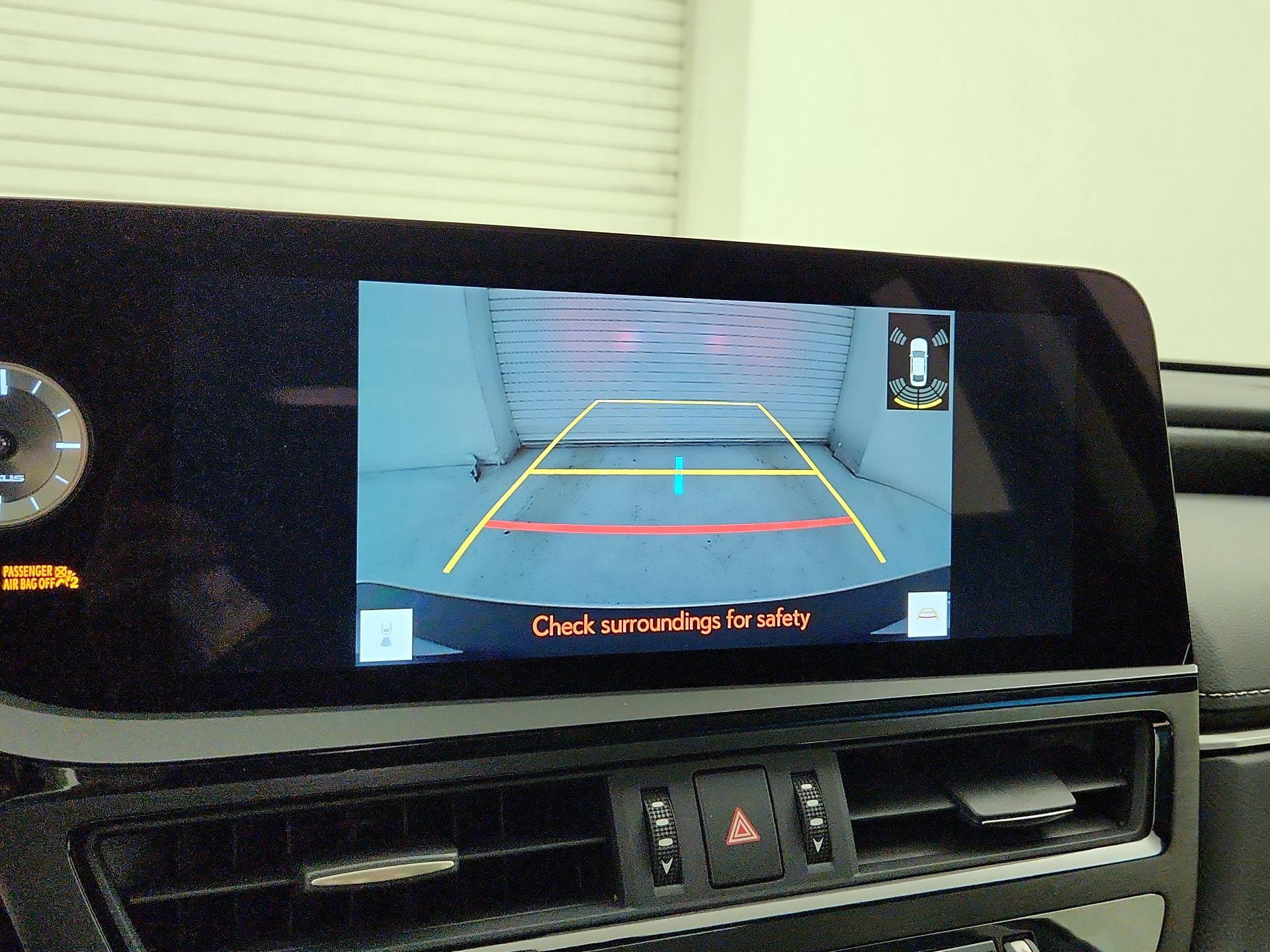 Thumbnail: 2024 Lexus ES - 15